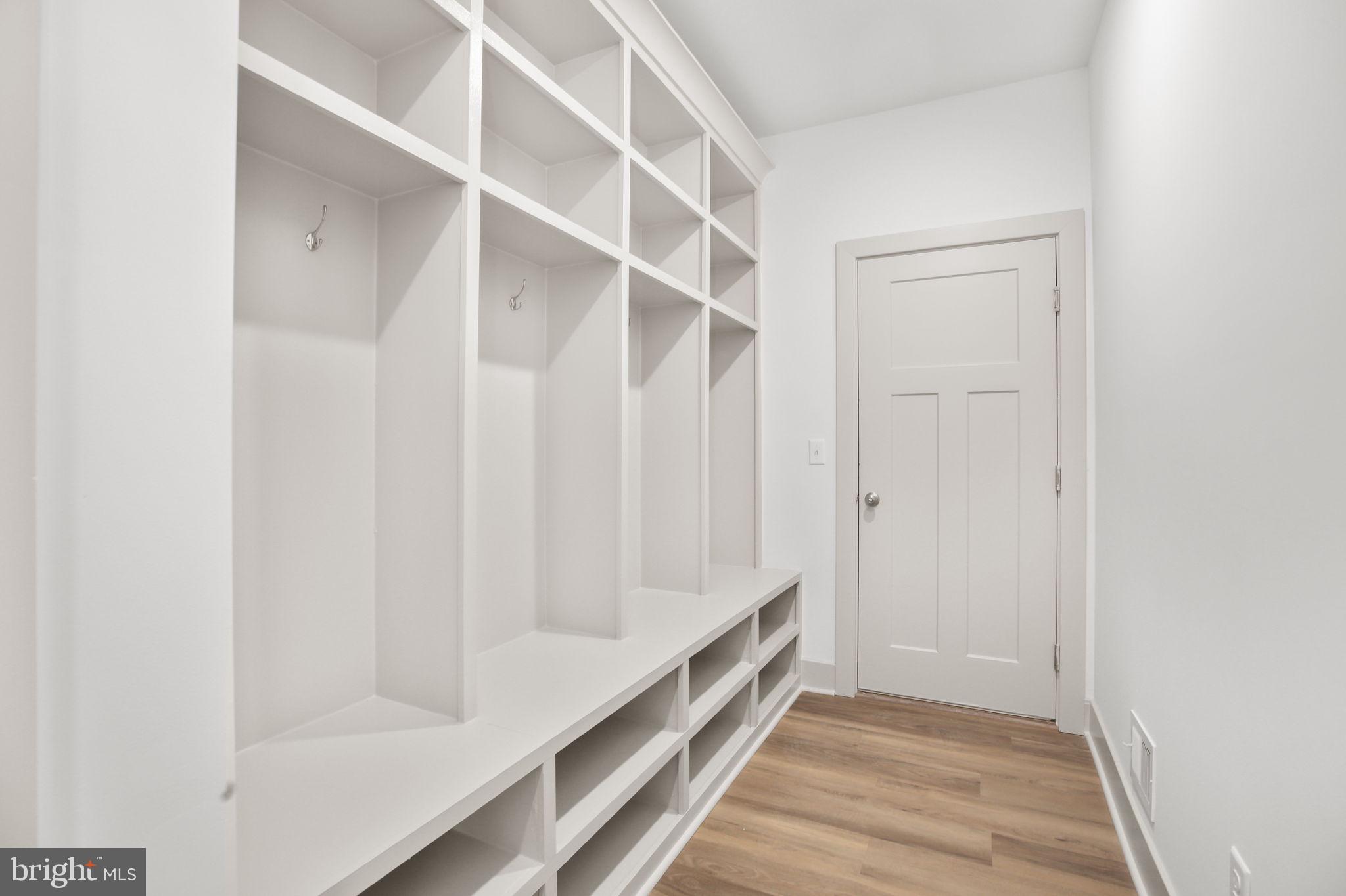 COLLEGE HEIGHTS - Residential