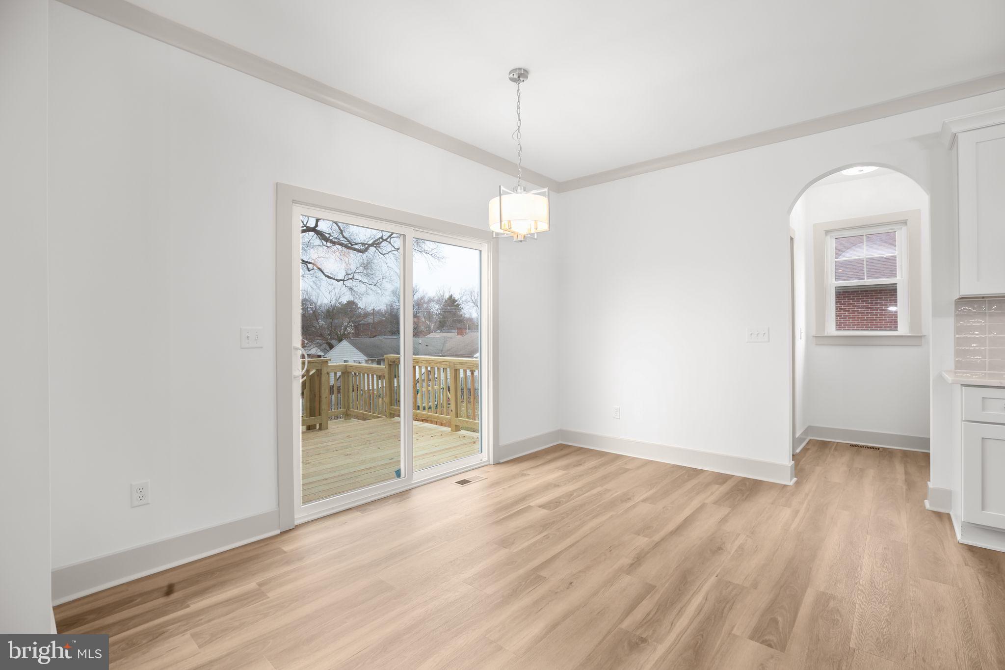 COLLEGE HEIGHTS - Residential