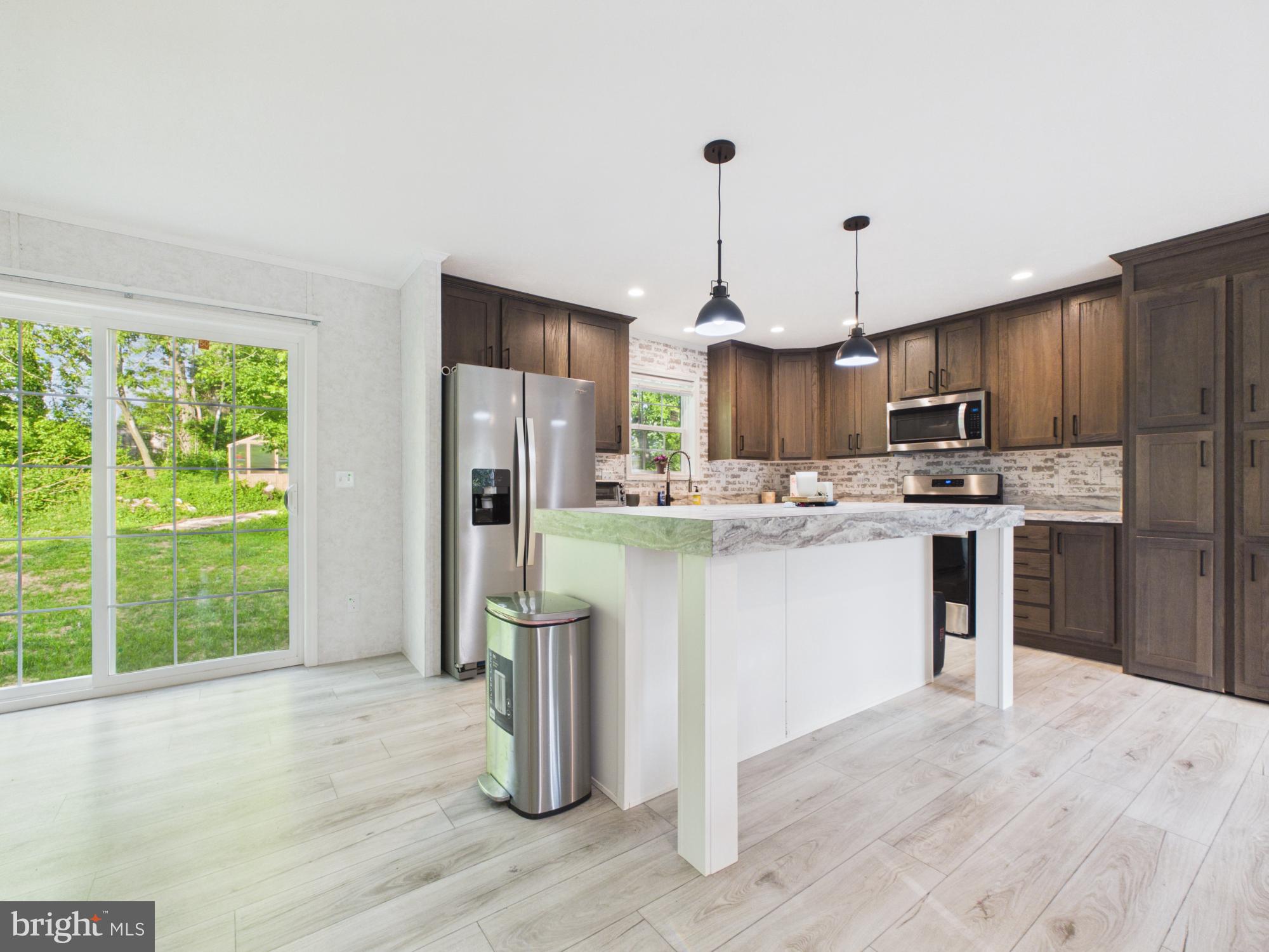 WINDSOR TWP - Residential