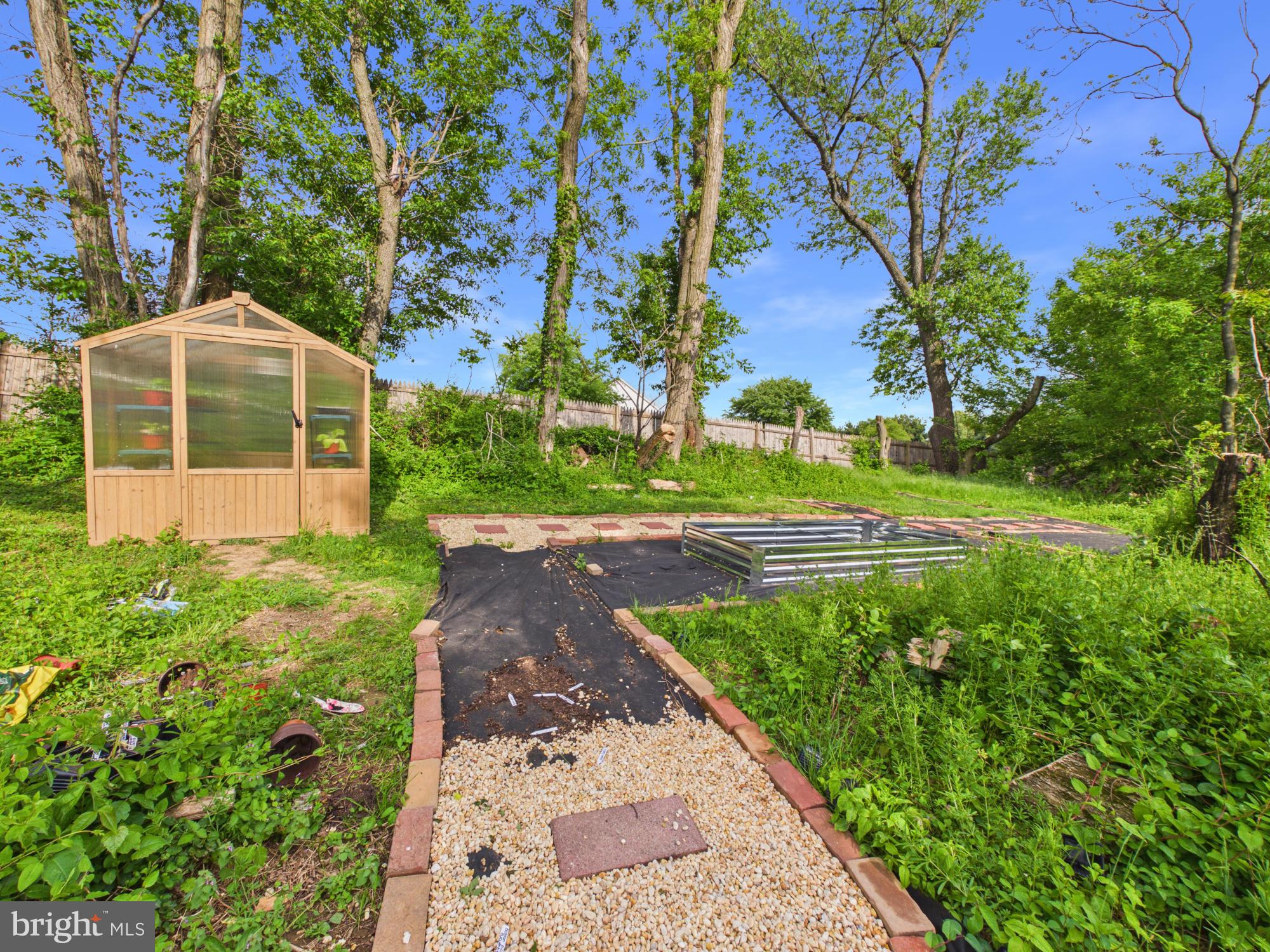 WINDSOR TWP - Residential