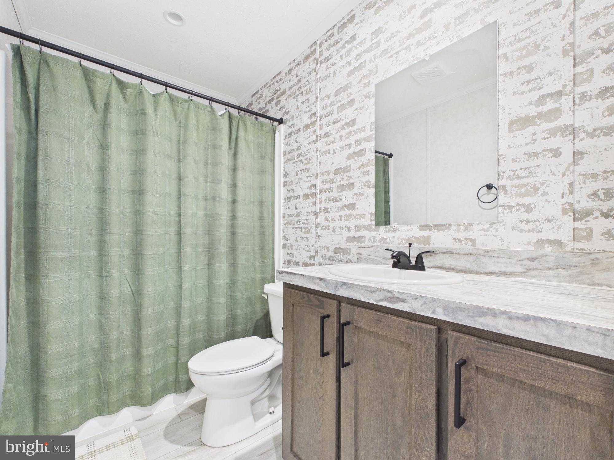 WINDSOR TWP - Residential