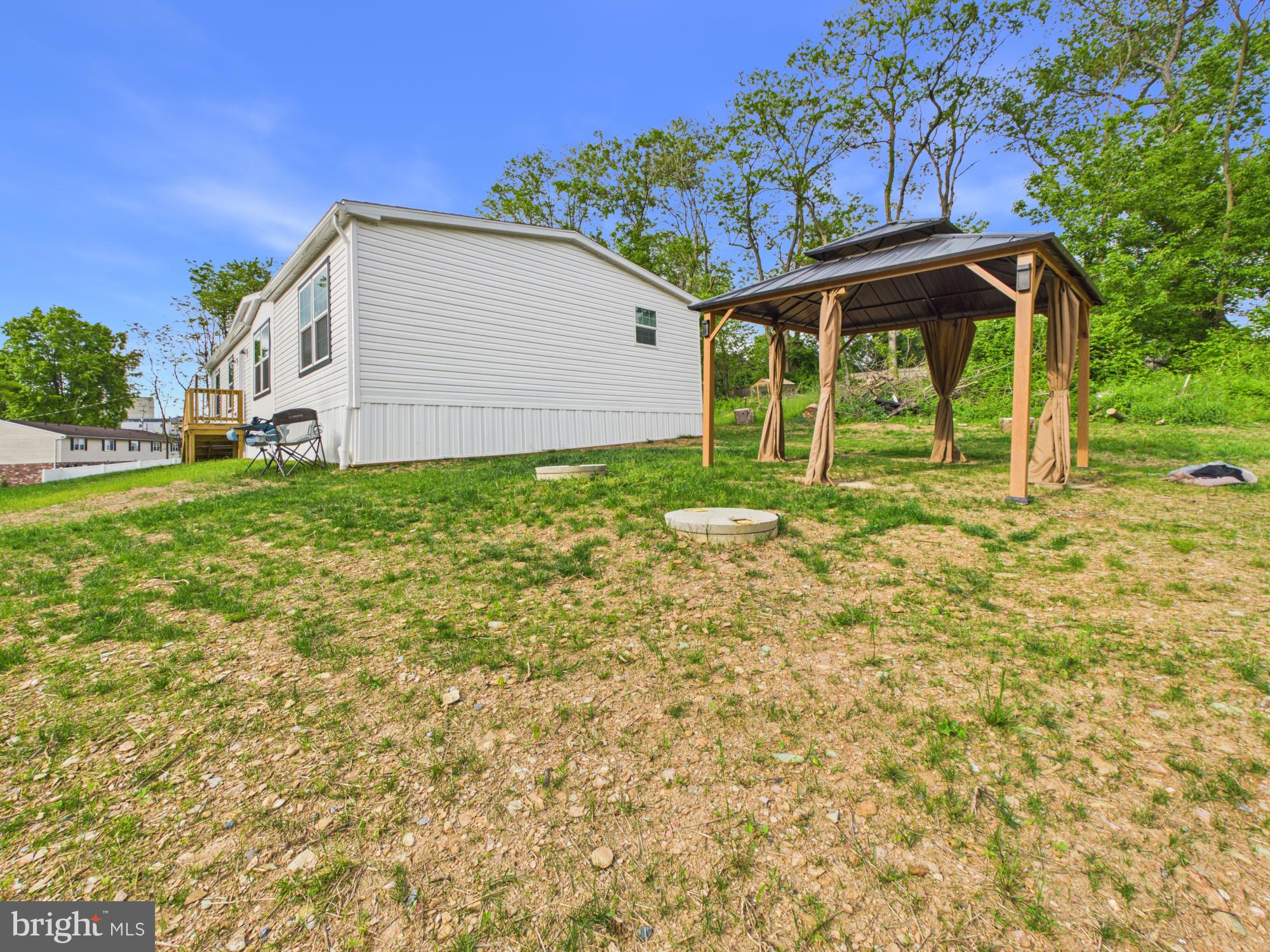 WINDSOR TWP - Residential