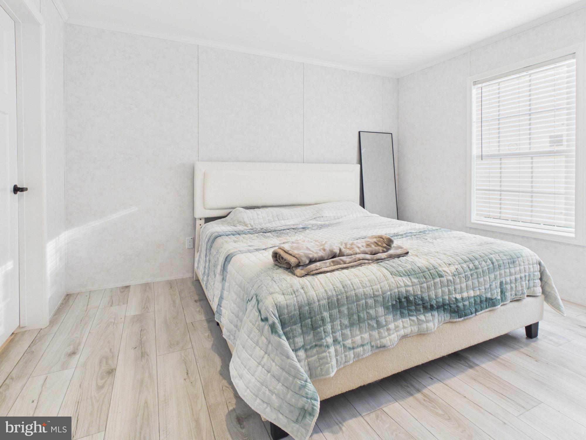WINDSOR TWP - Residential