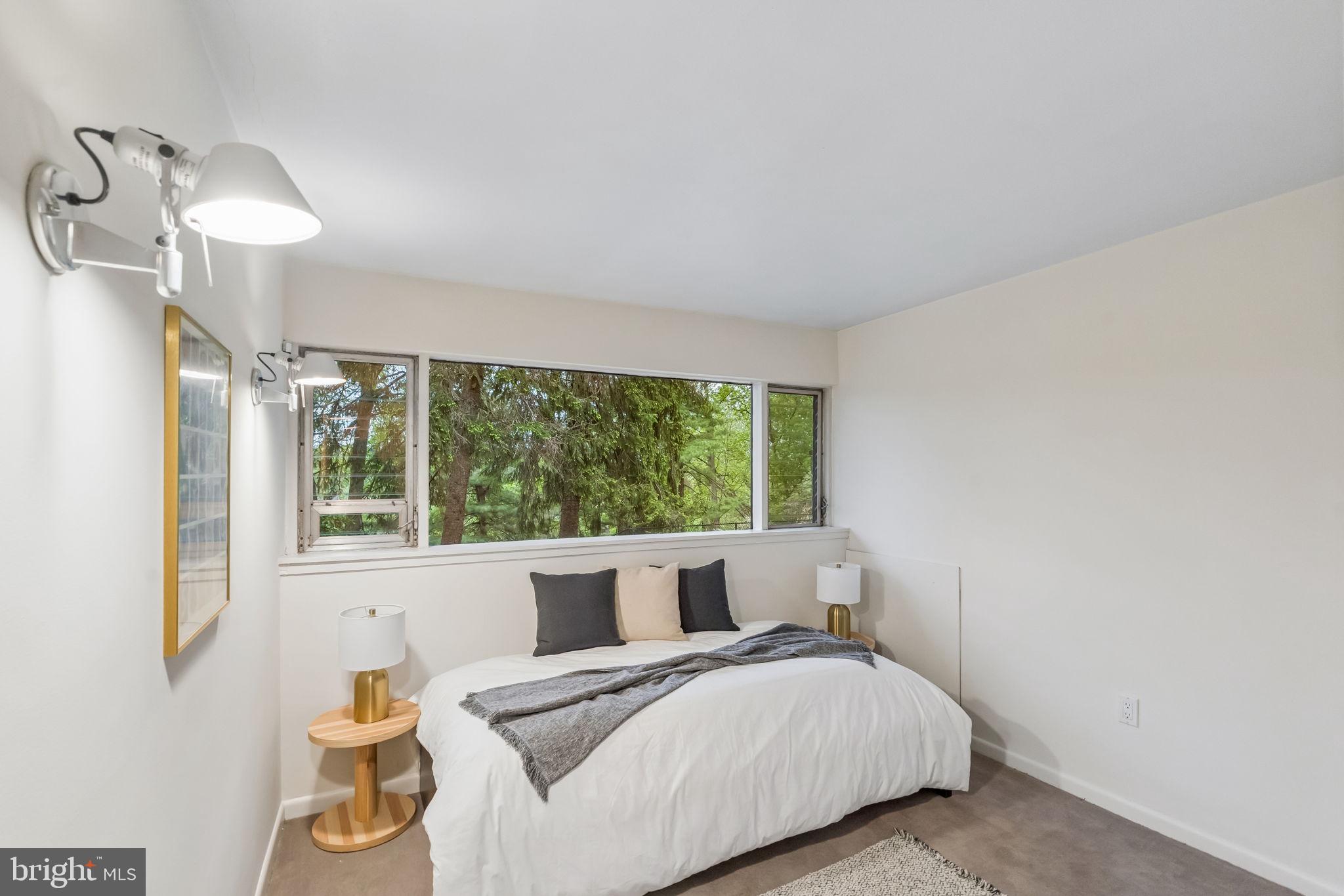 GLADWYNE - Residential