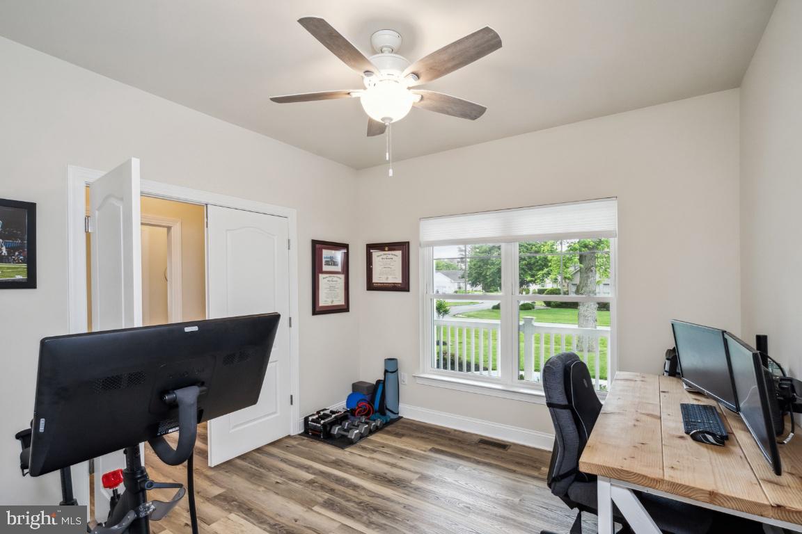 WHITES CREEK MANOR - Residential