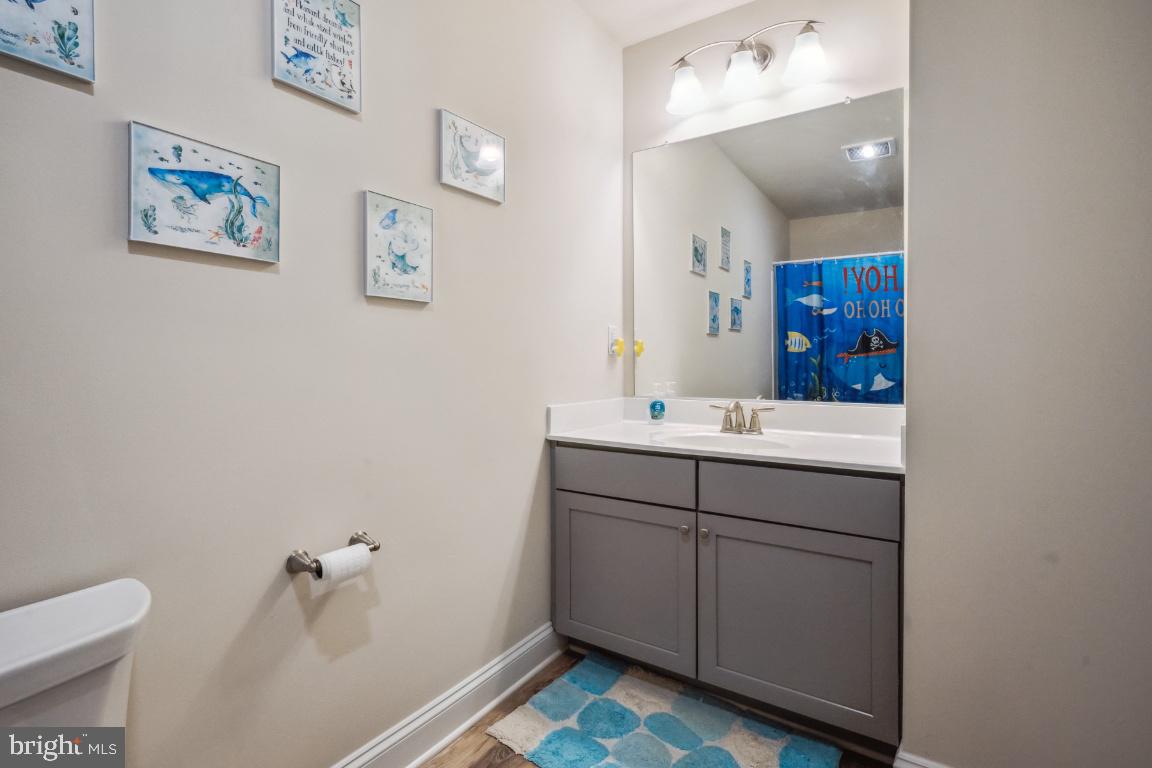 WHITES CREEK MANOR - Residential