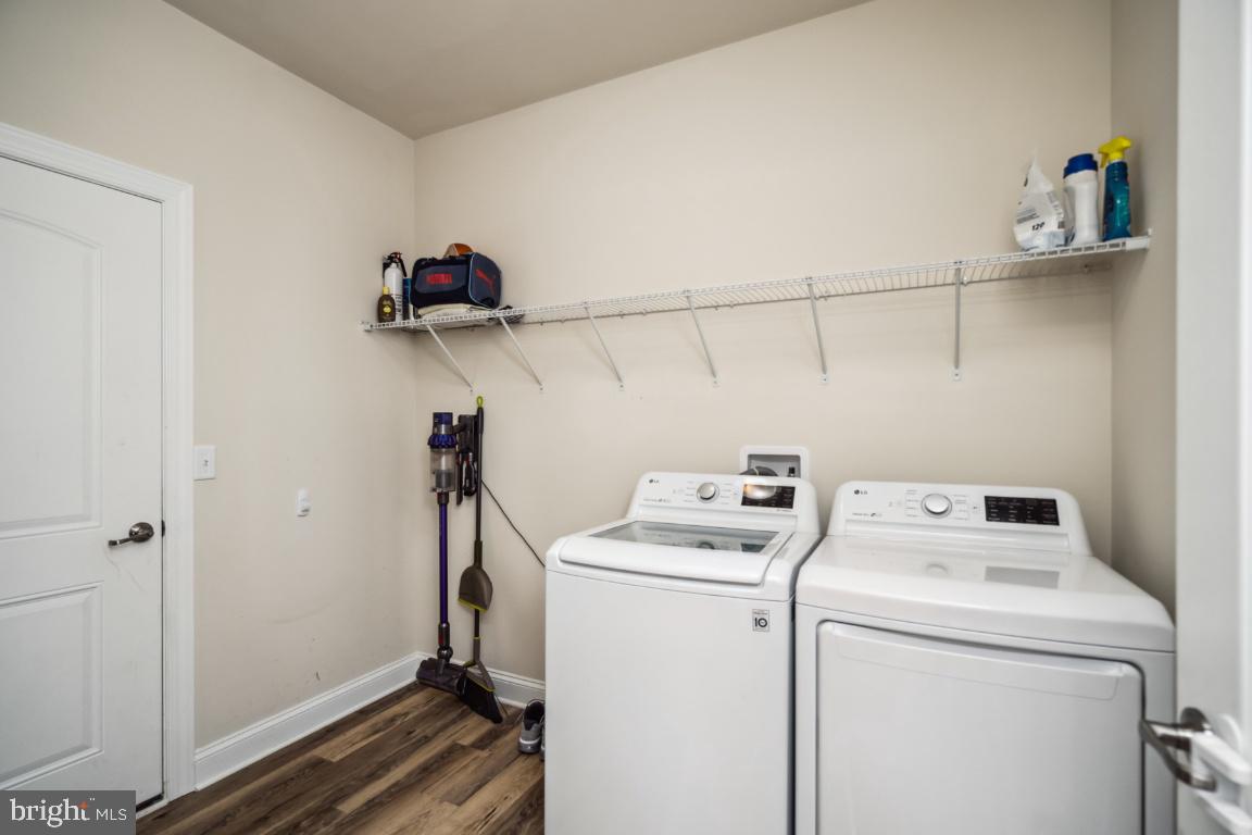 WHITES CREEK MANOR - Residential