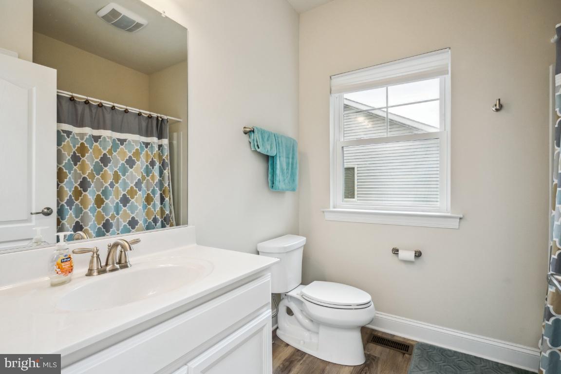 WHITES CREEK MANOR - Residential