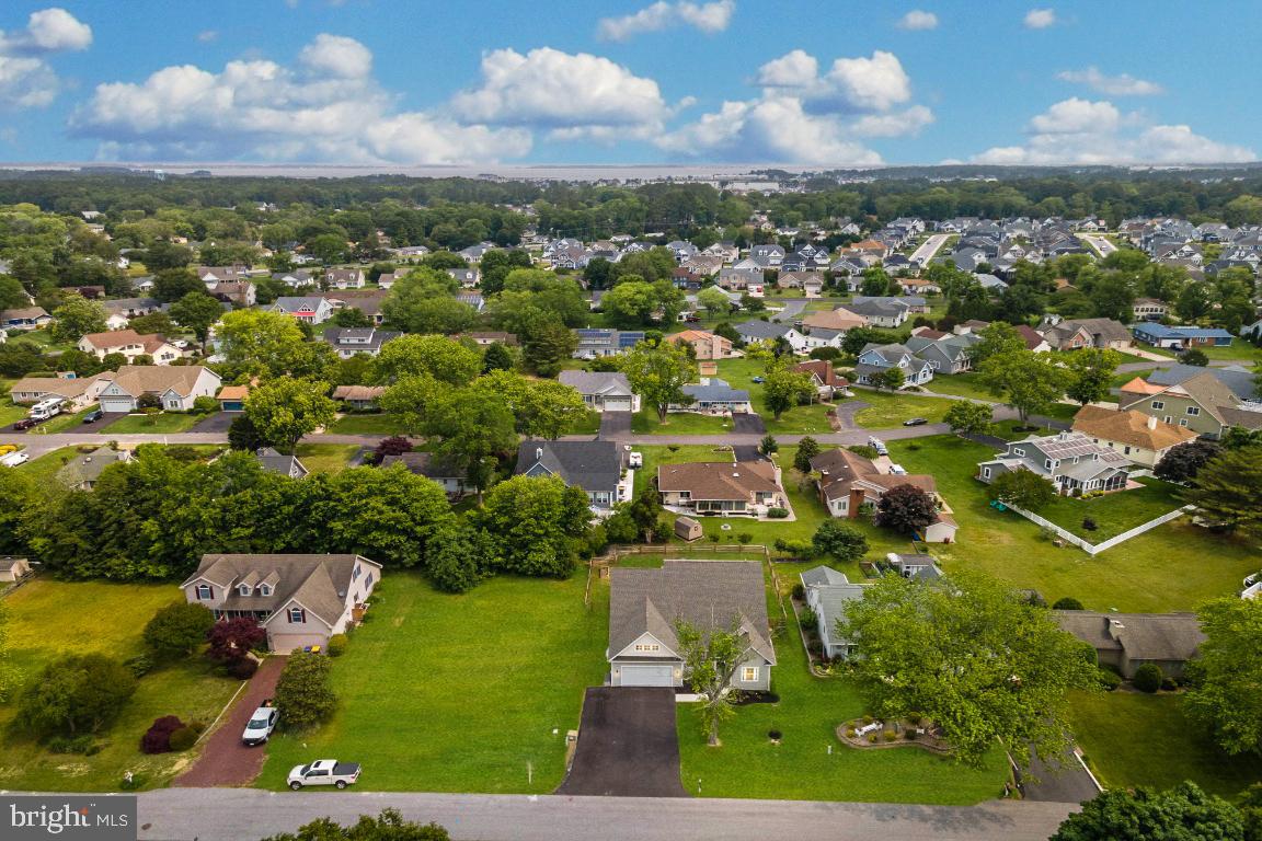 WHITES CREEK MANOR - Residential