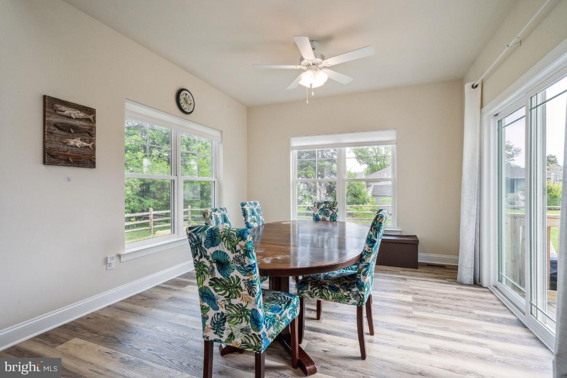 WHITES CREEK MANOR - Residential