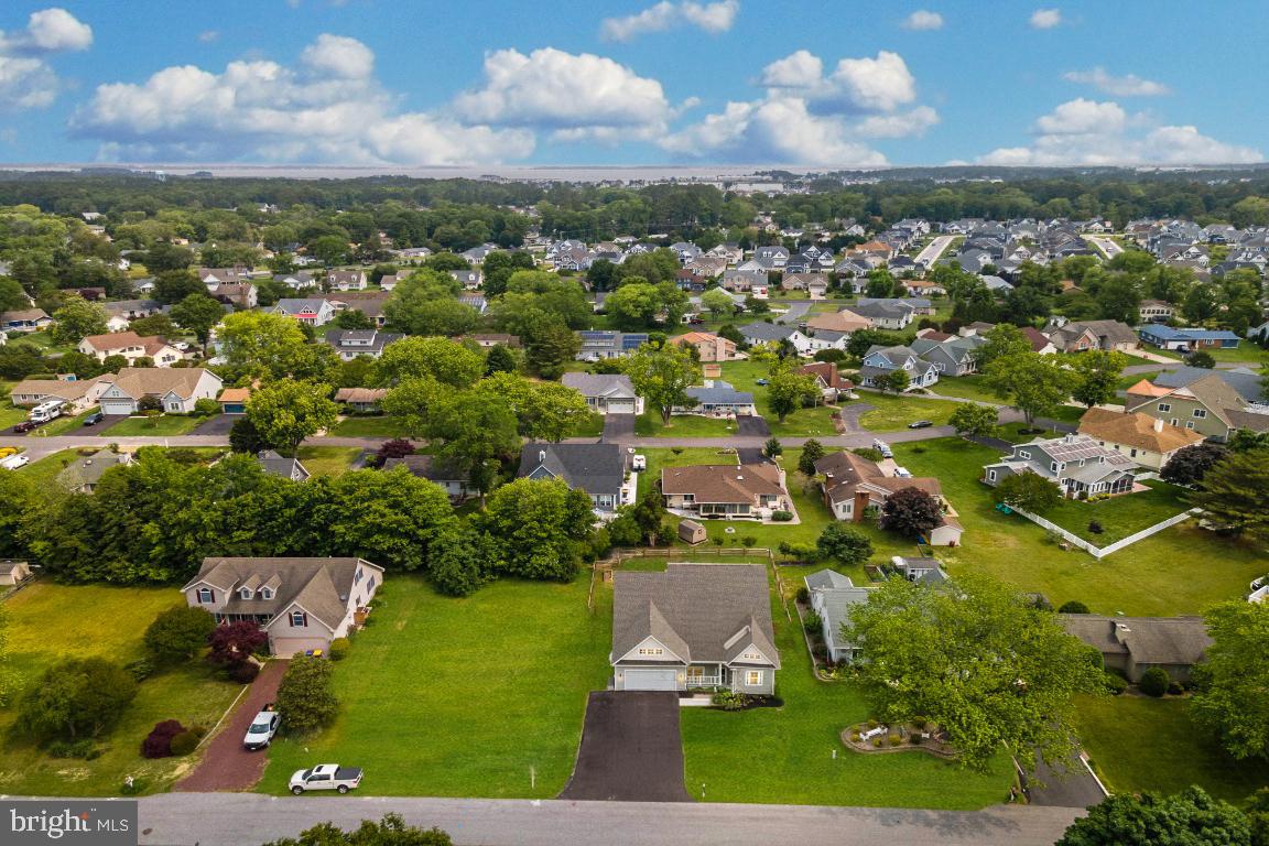 WHITES CREEK MANOR - Residential