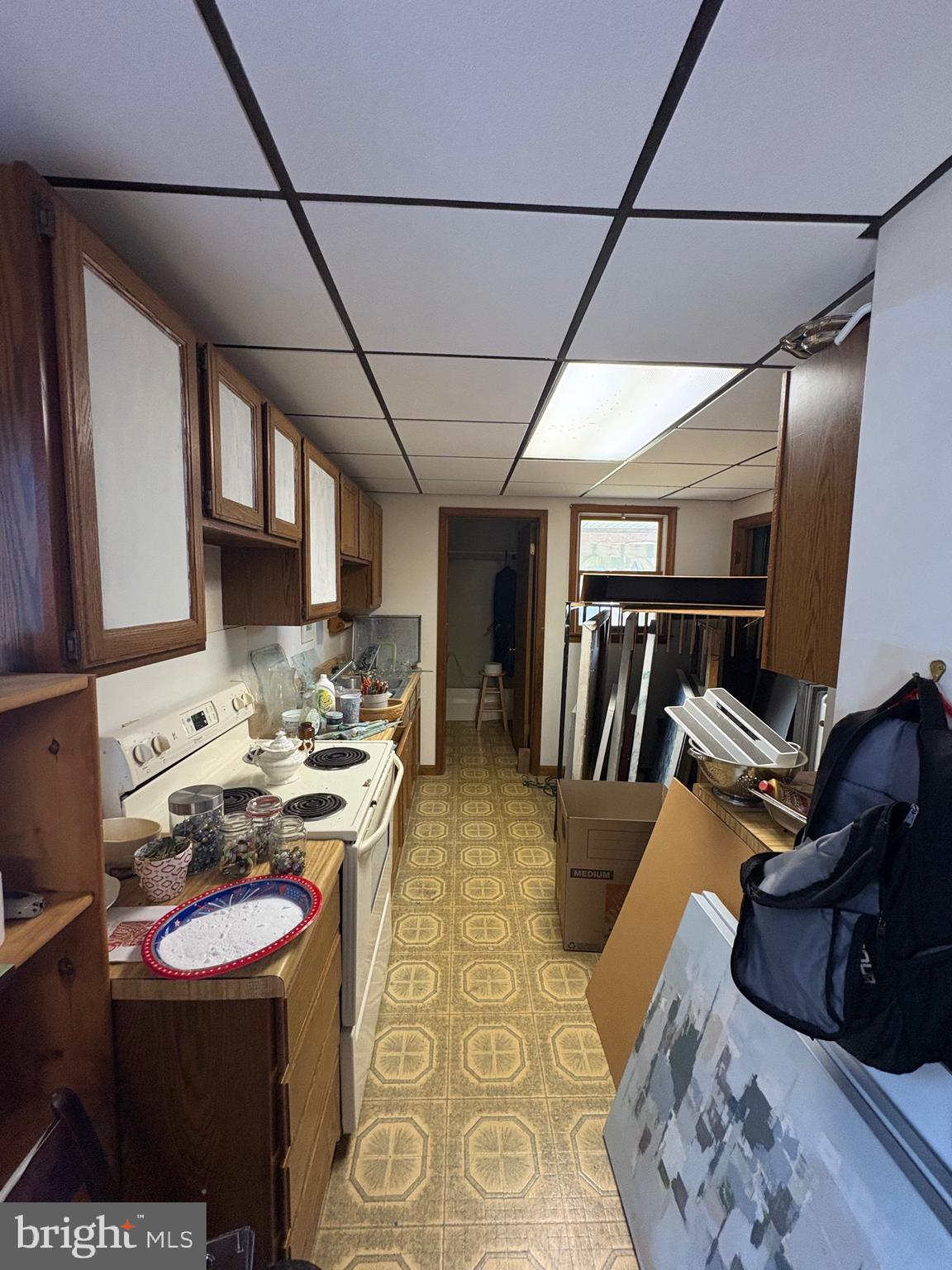 132-134 W CAMDEN WYOMING AVENUE