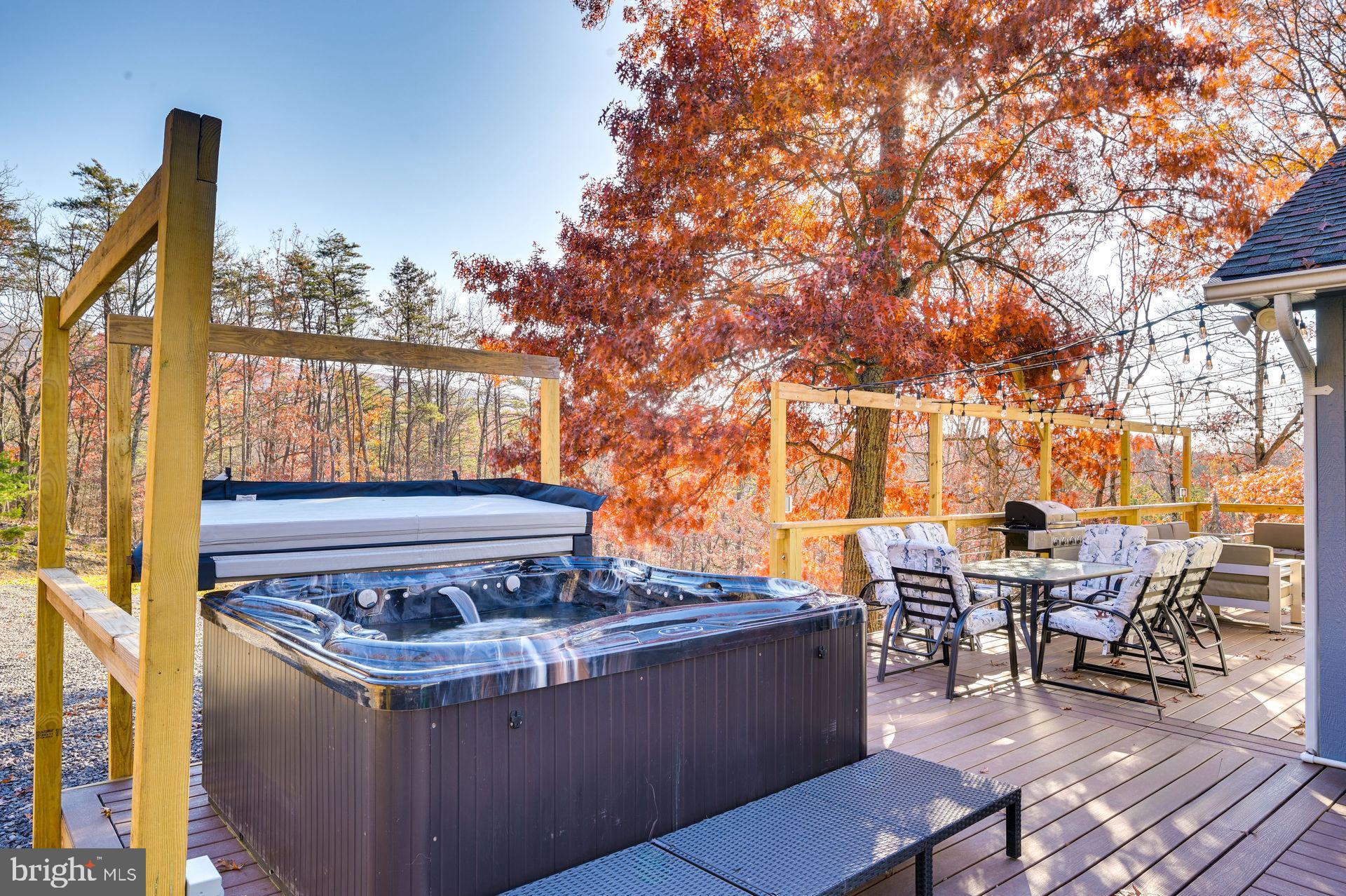 DEER RIDGE ESTATES - Residential