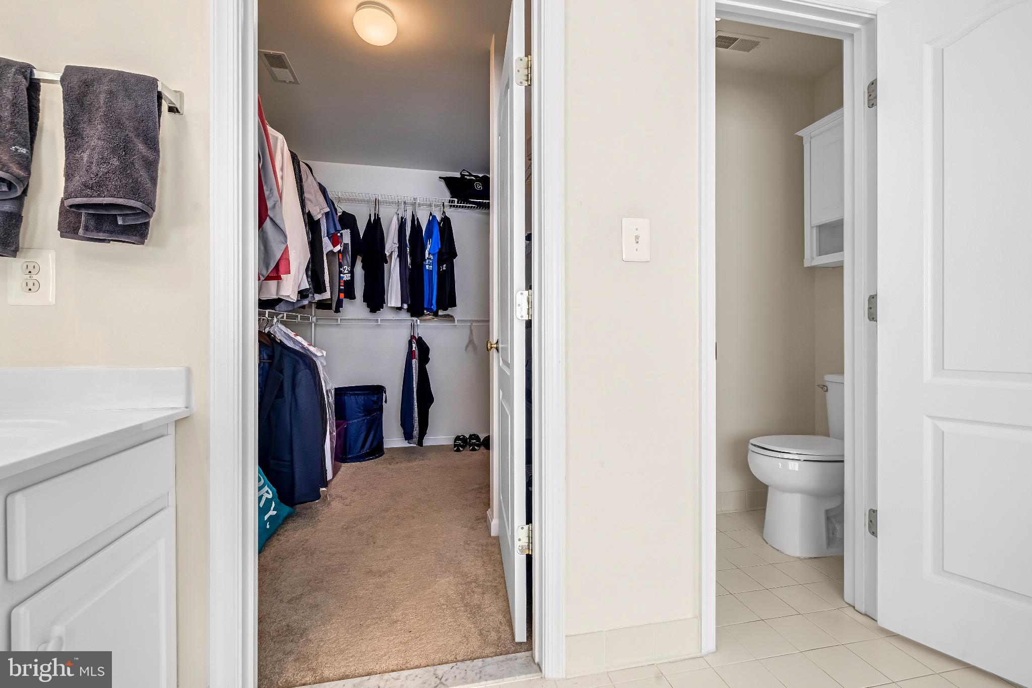 GALYN MANOR - Residential