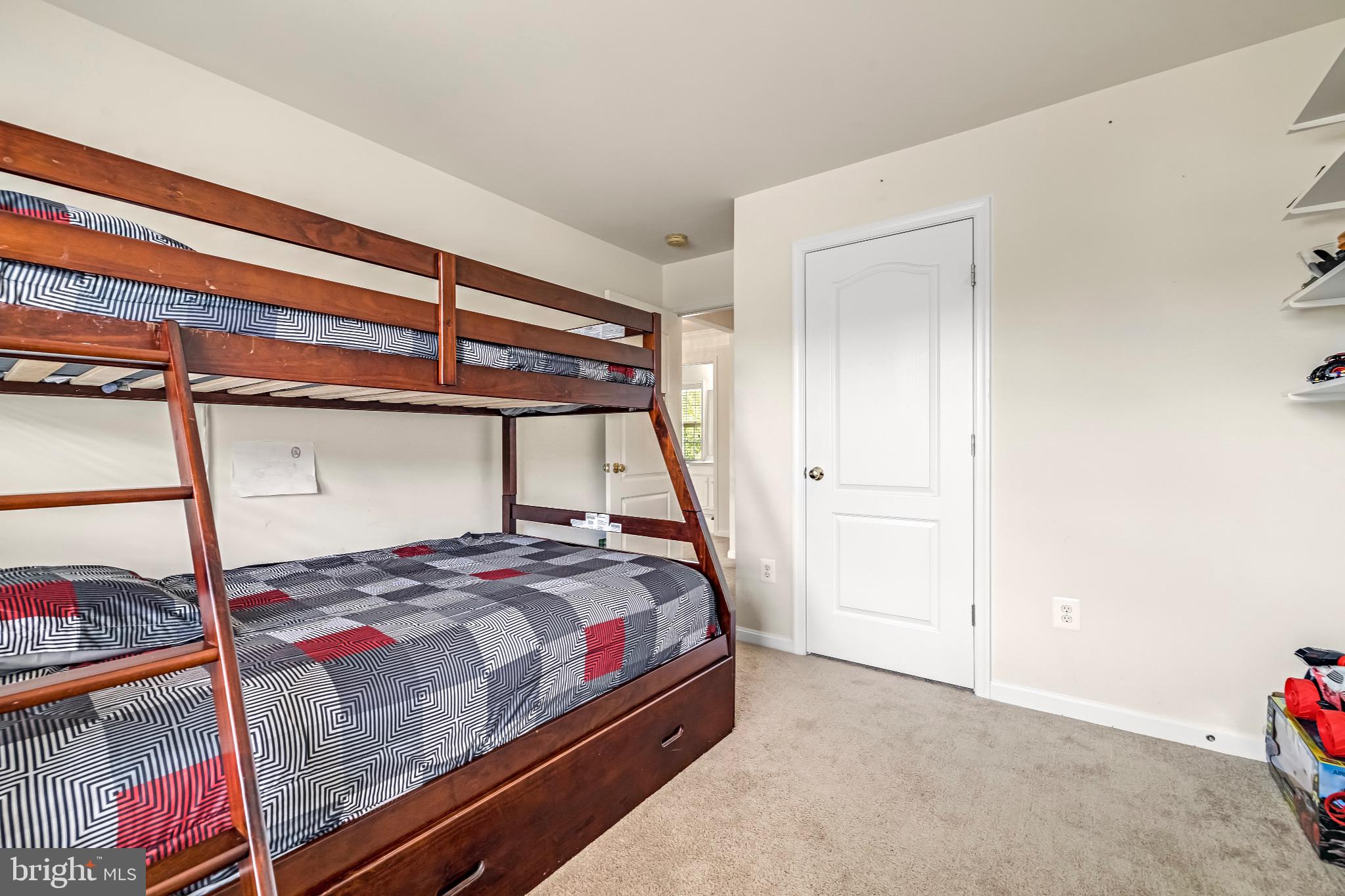 GALYN MANOR - Residential