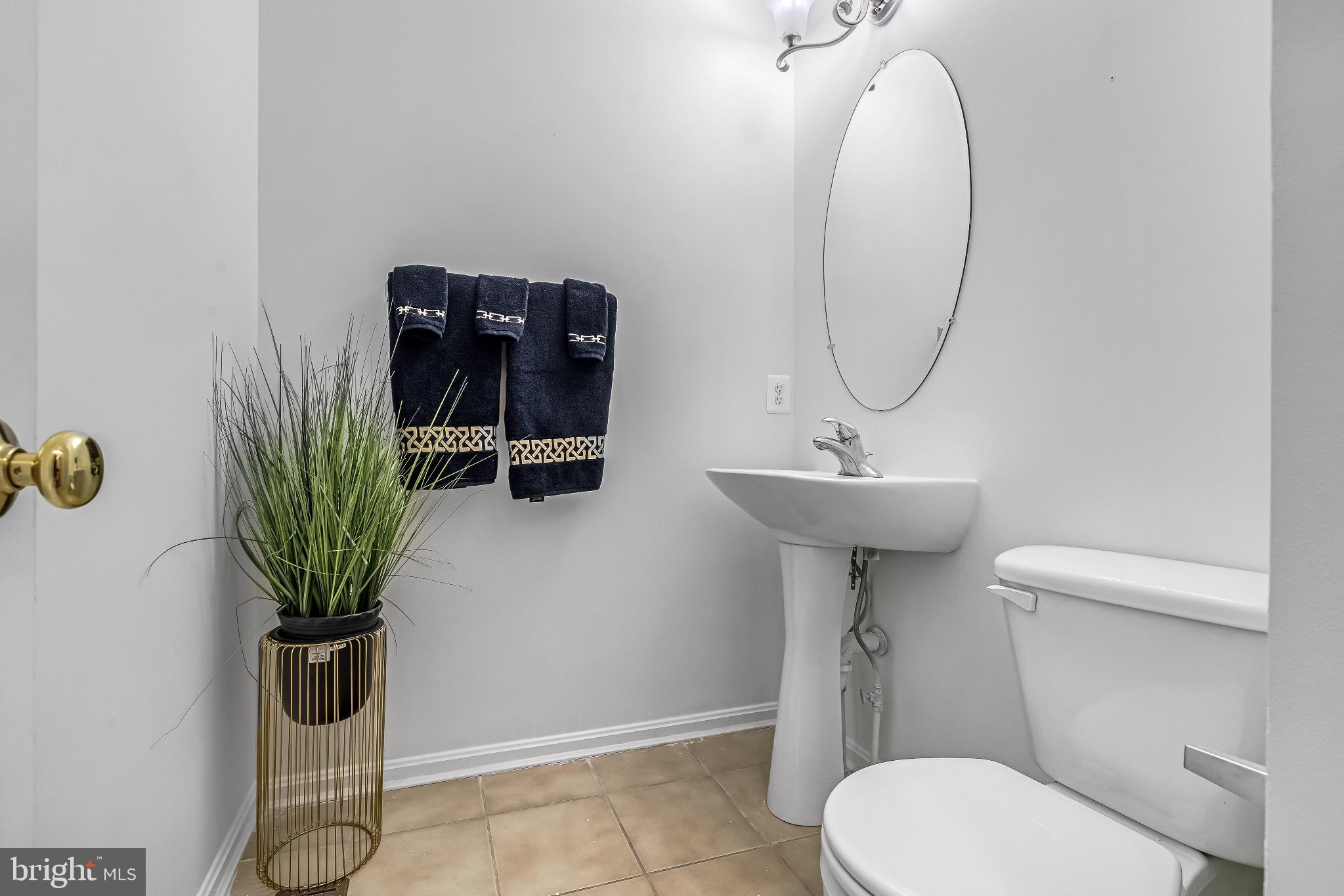 GALYN MANOR - Residential