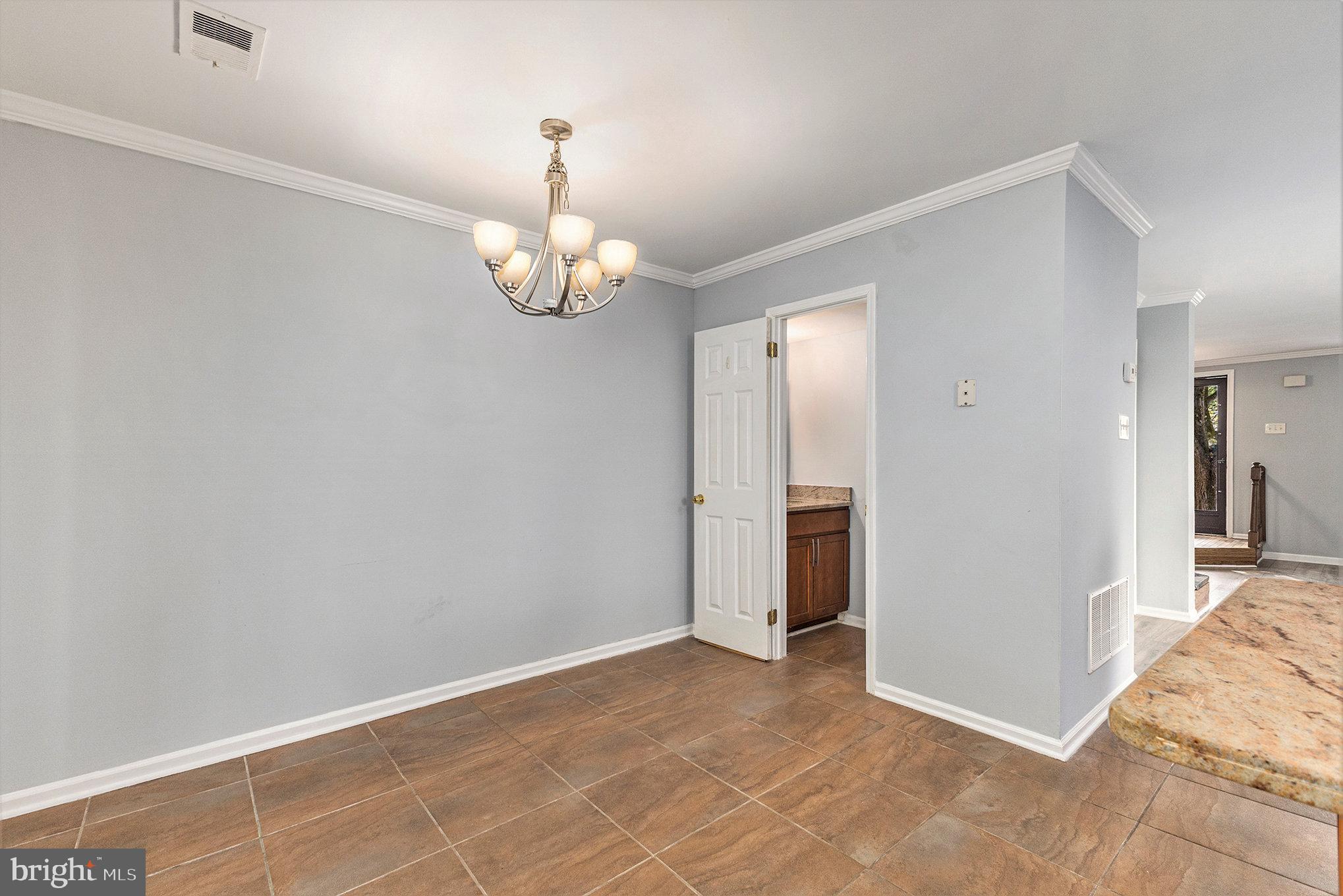 FORGE MOUNTAIN - Residential Lease