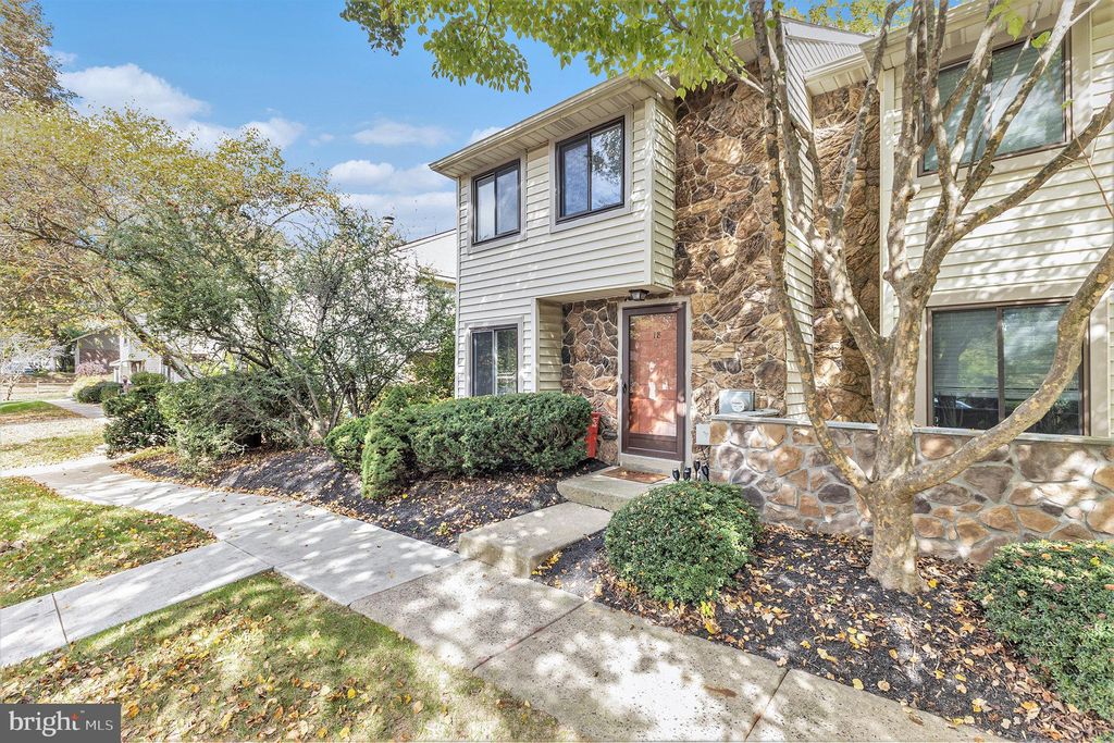 Photo of 18 Flintlock Lane, CHESTERBROOK, PA 19087 (MLS # PACT2112152)