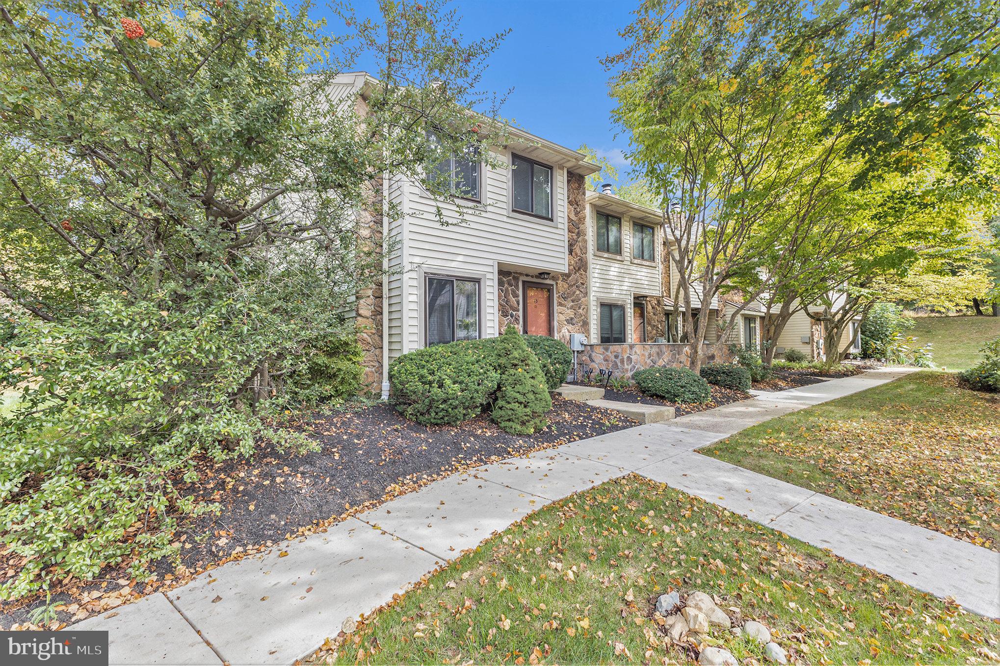 FORGE MOUNTAIN - Residential Lease