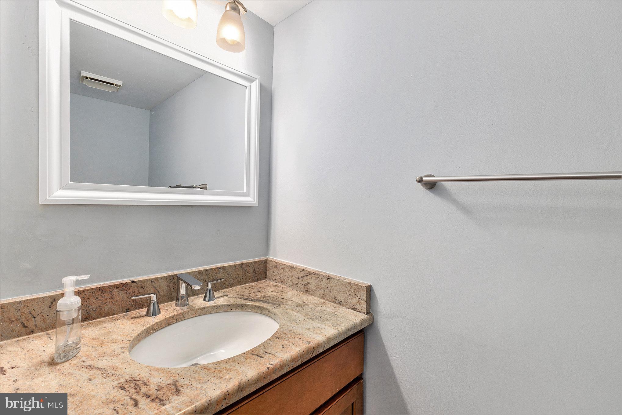 FORGE MOUNTAIN - Residential Lease