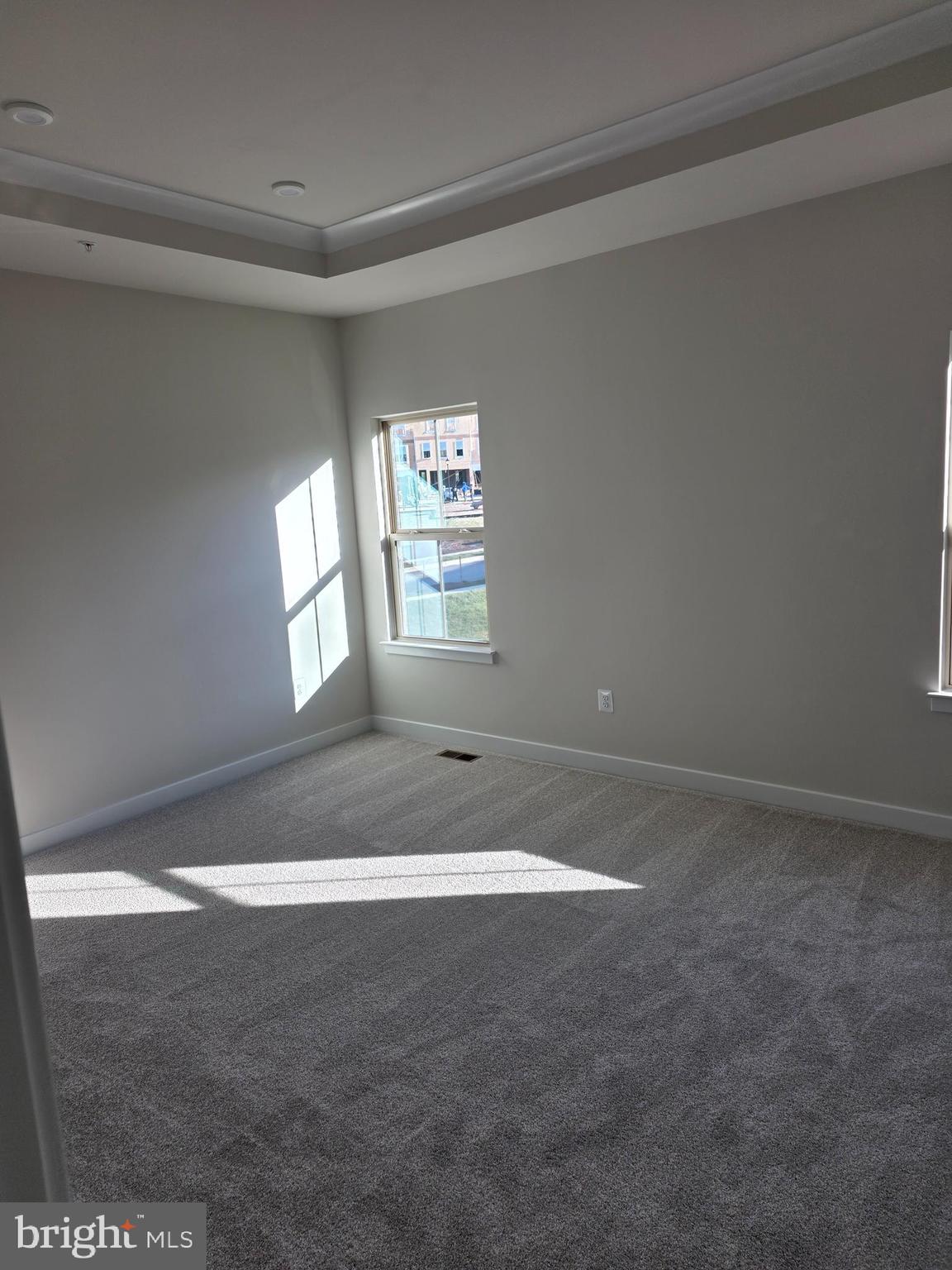 LAKE LINGANORE - Residential Lease