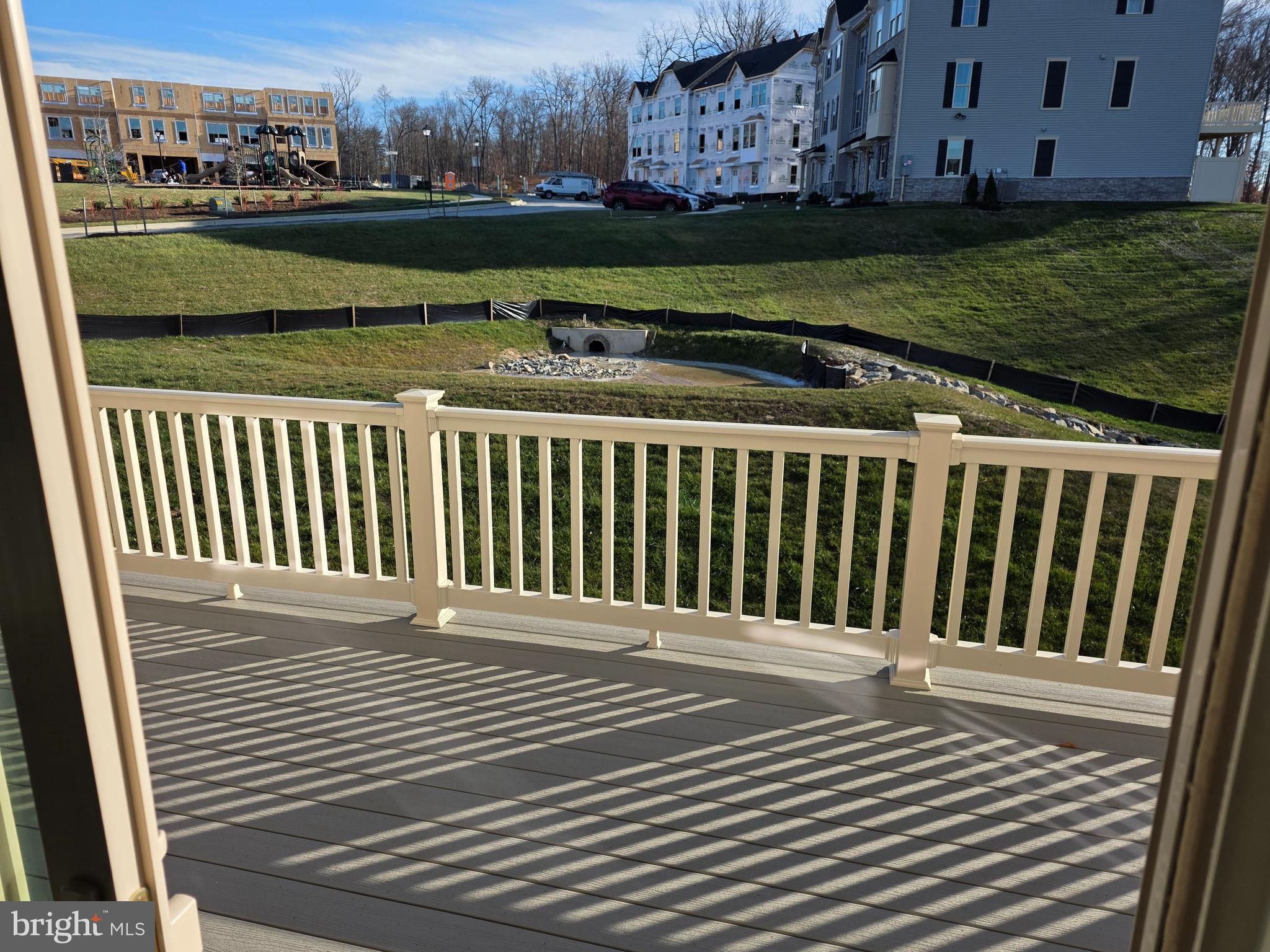 LAKE LINGANORE - Residential Lease