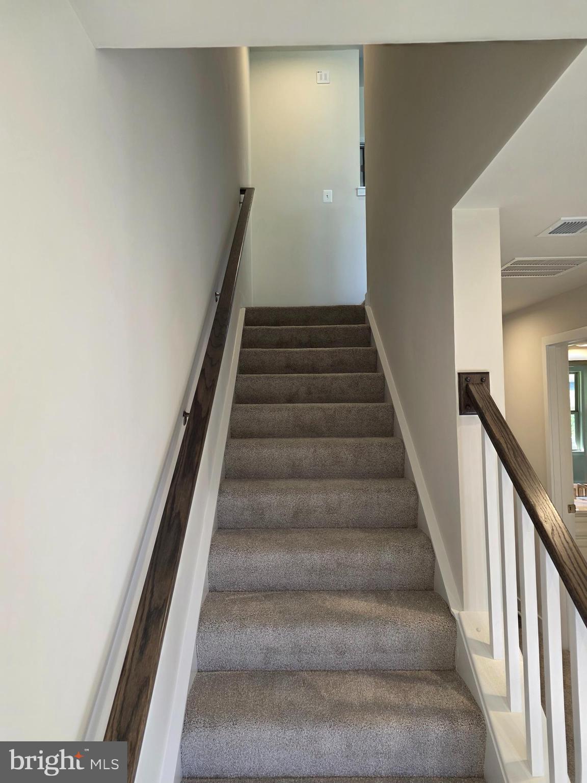 LAKE LINGANORE - Residential Lease