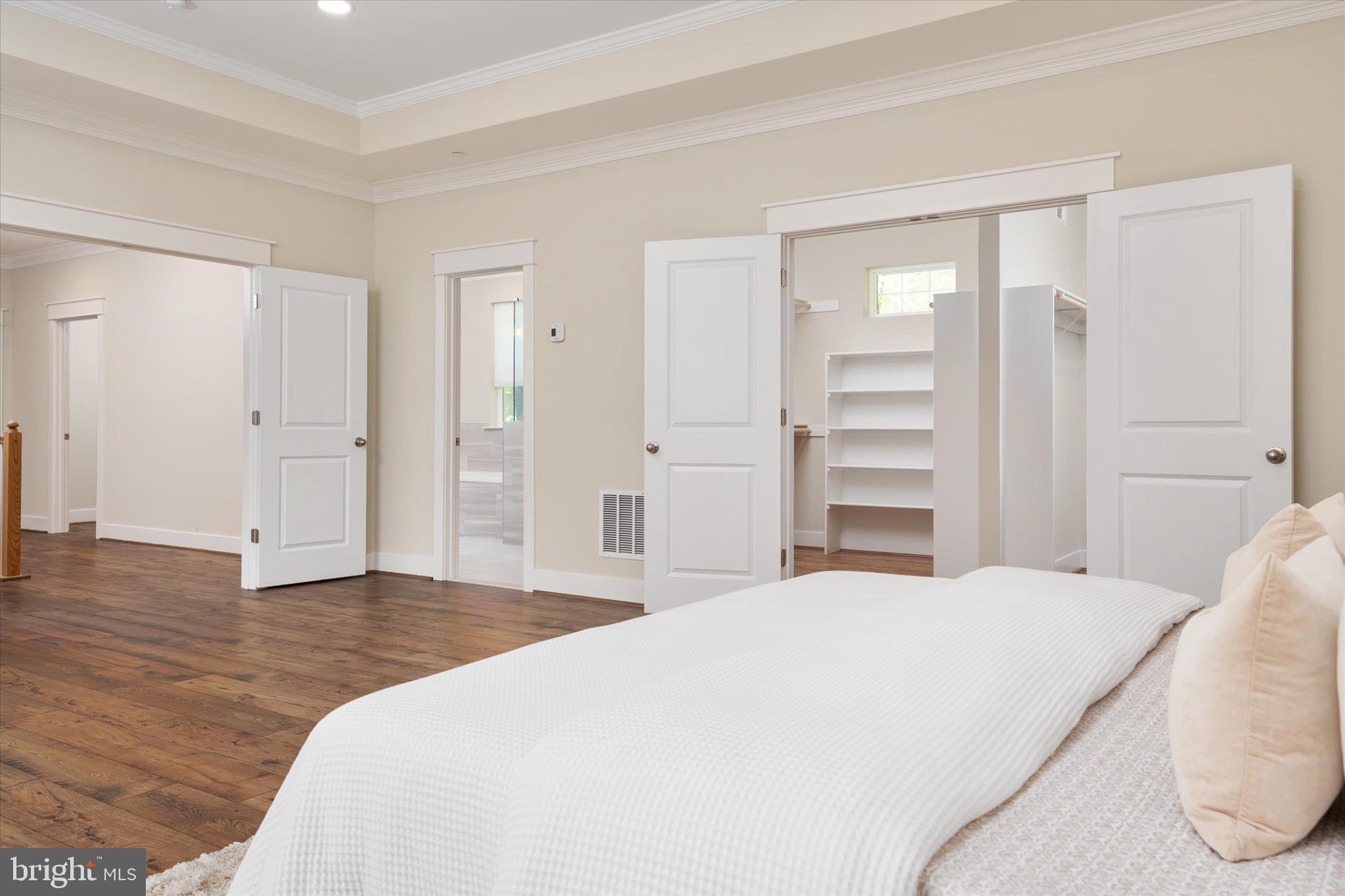 CROWNSVILLE - Residential