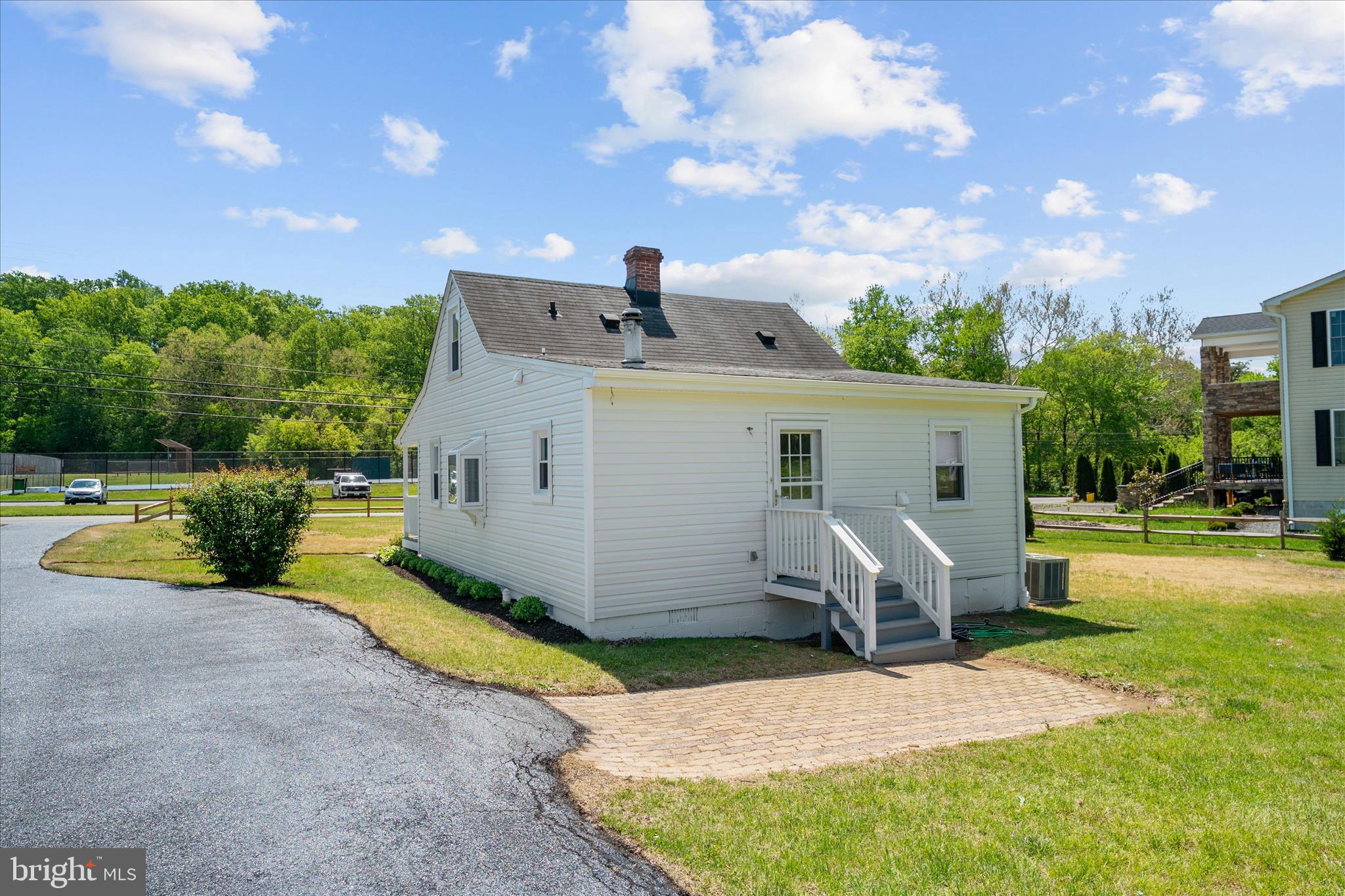 CROWNSVILLE - Residential