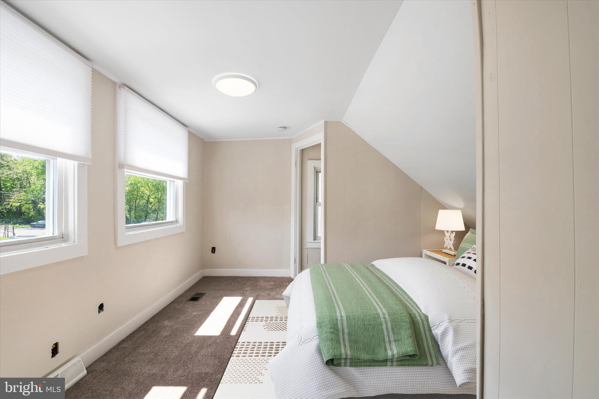 CROWNSVILLE - Residential