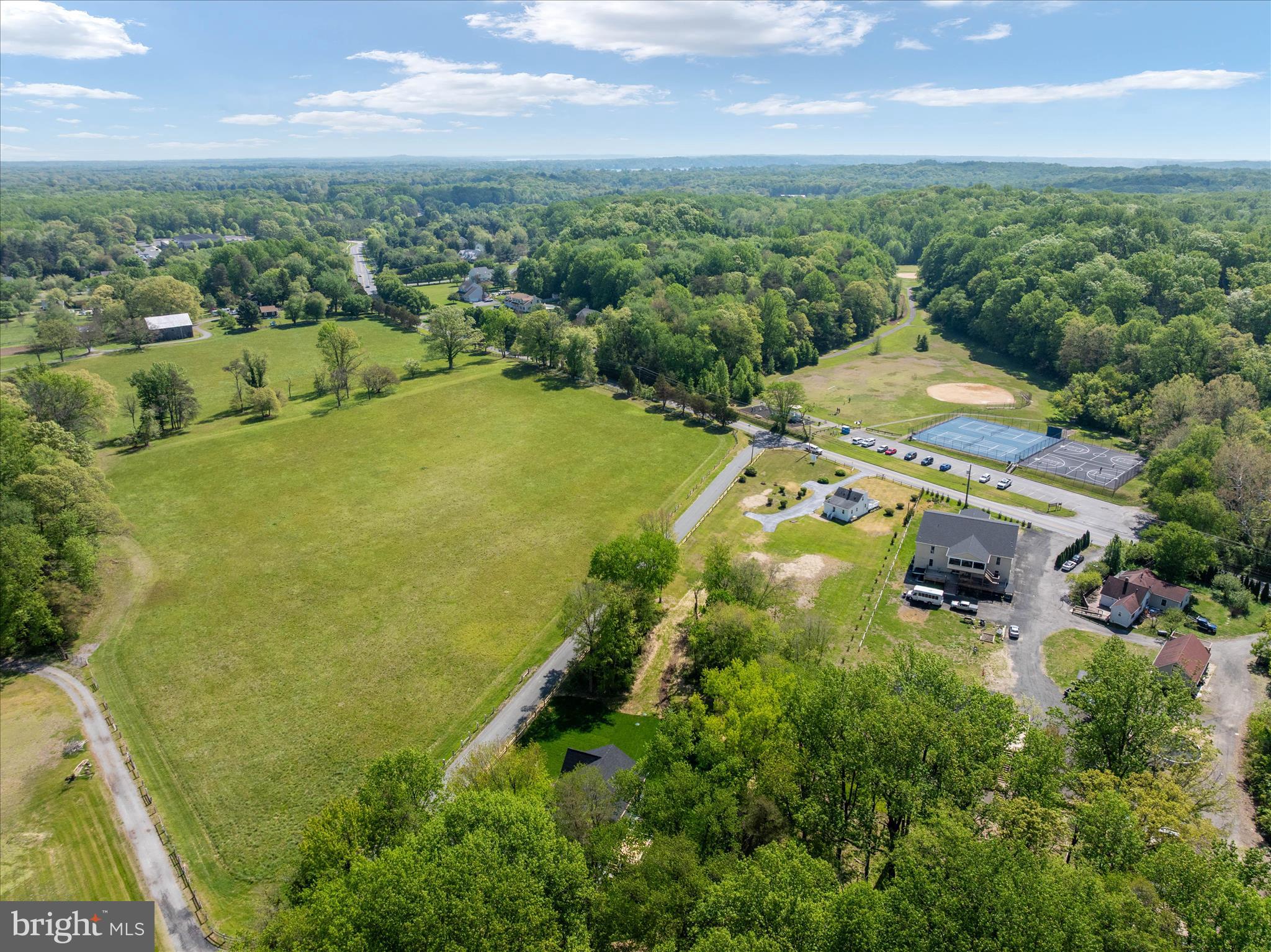 CROWNSVILLE - Residential