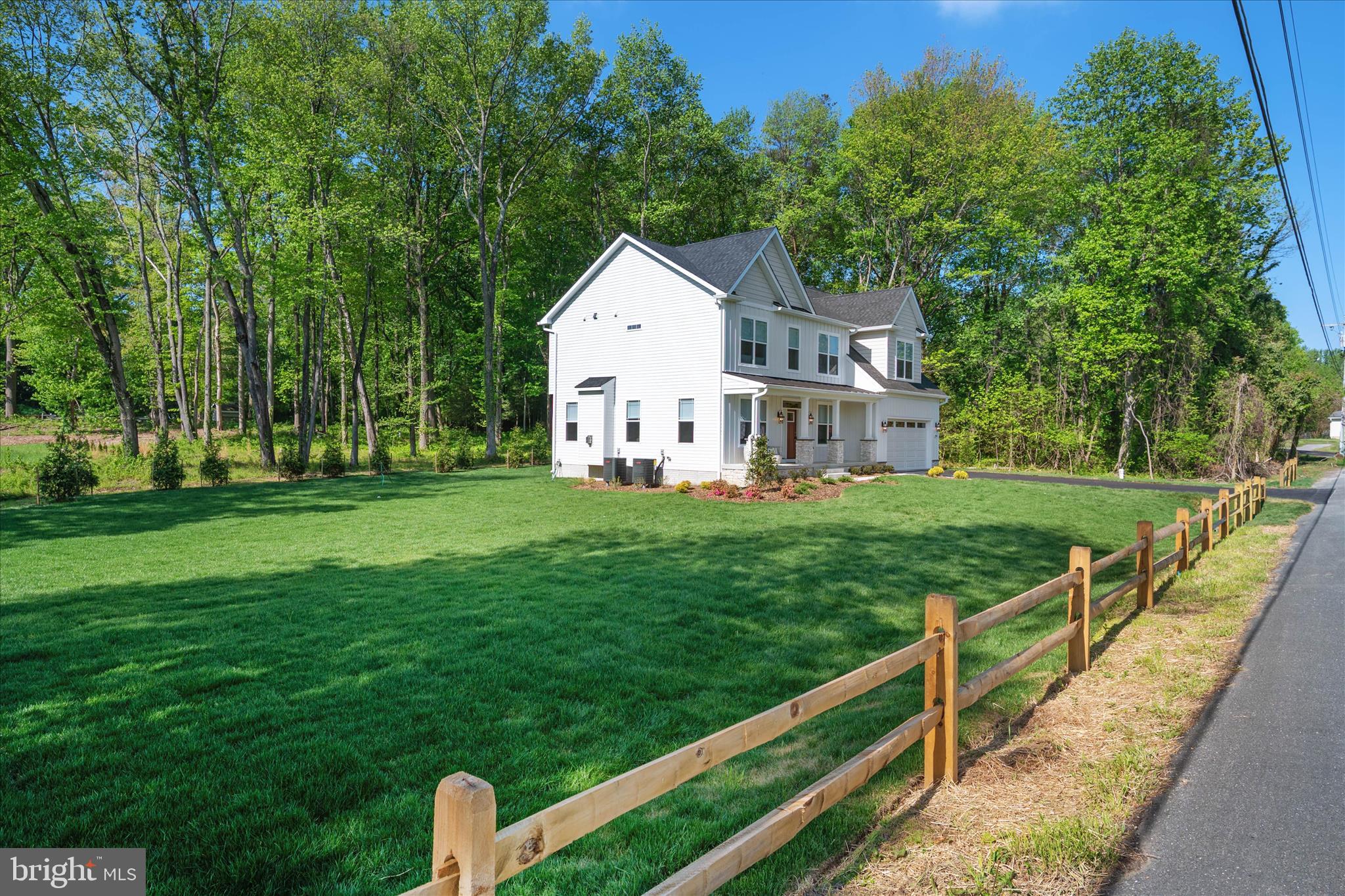 CROWNSVILLE - Residential