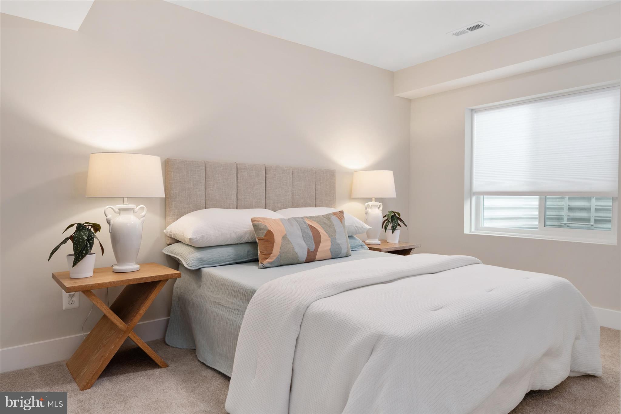 CROWNSVILLE - Residential