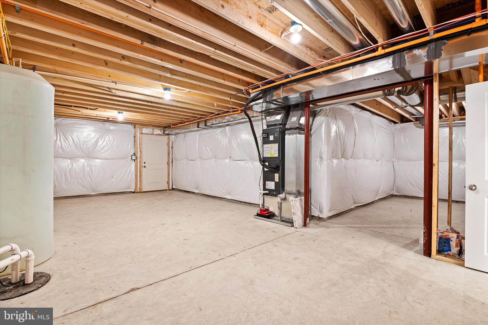 CROWNSVILLE - Residential