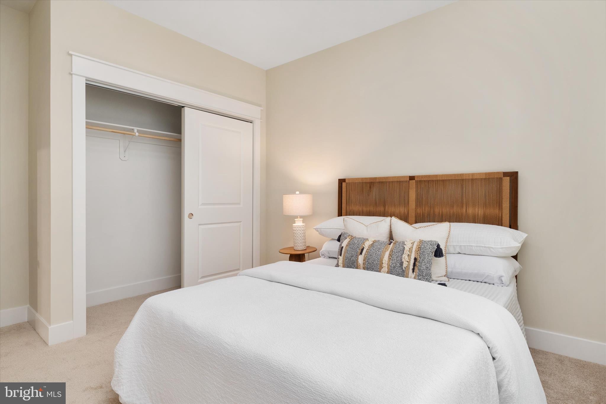 CROWNSVILLE - Residential