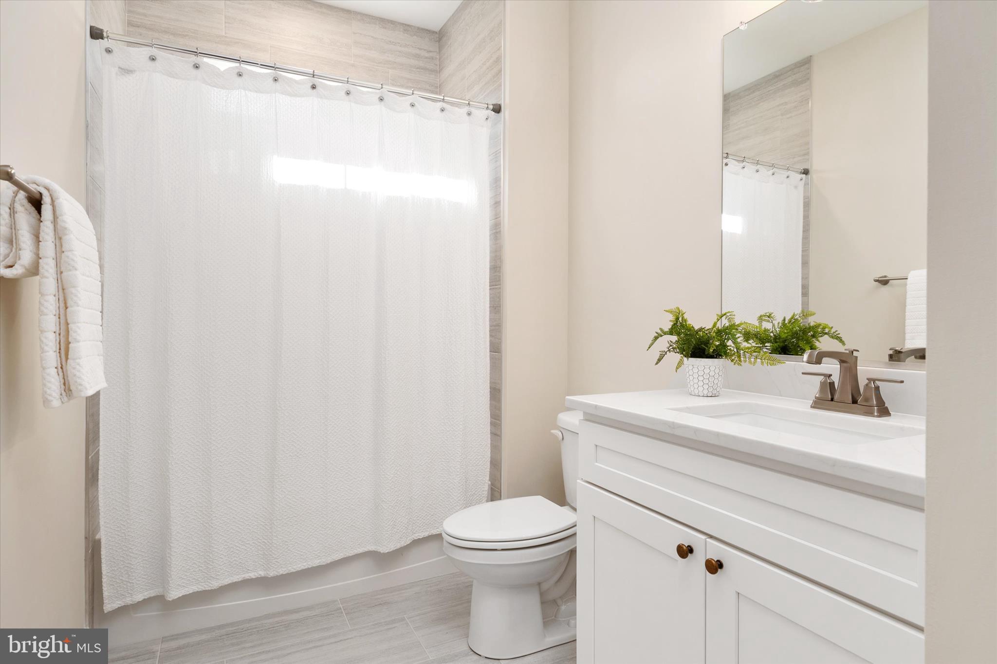 CROWNSVILLE - Residential