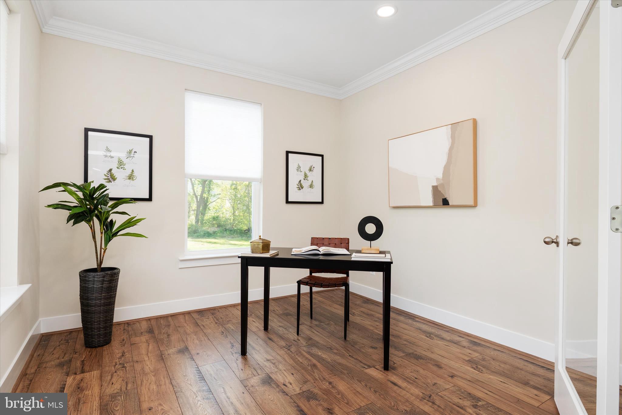 CROWNSVILLE - Residential