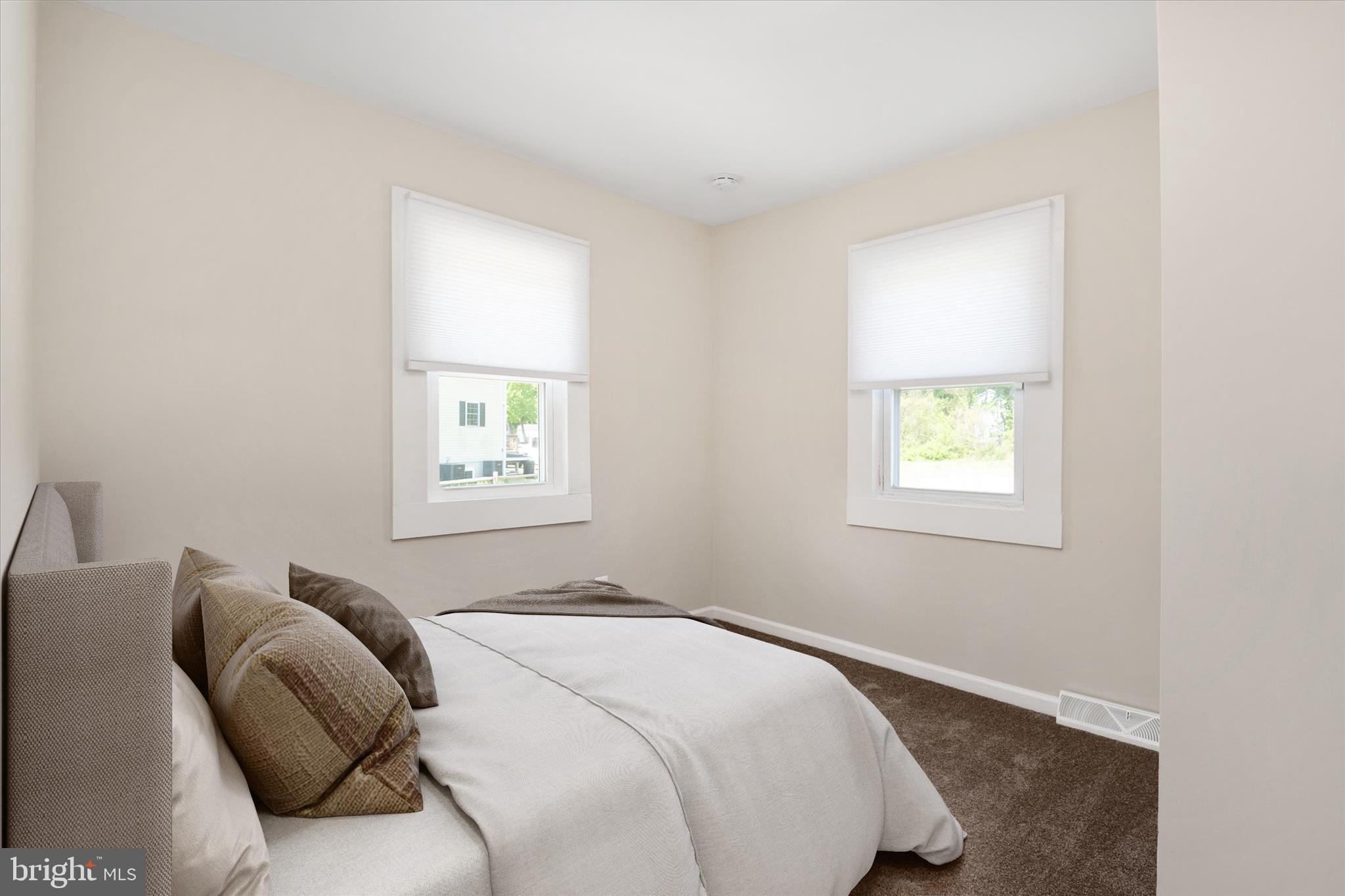 CROWNSVILLE - Residential