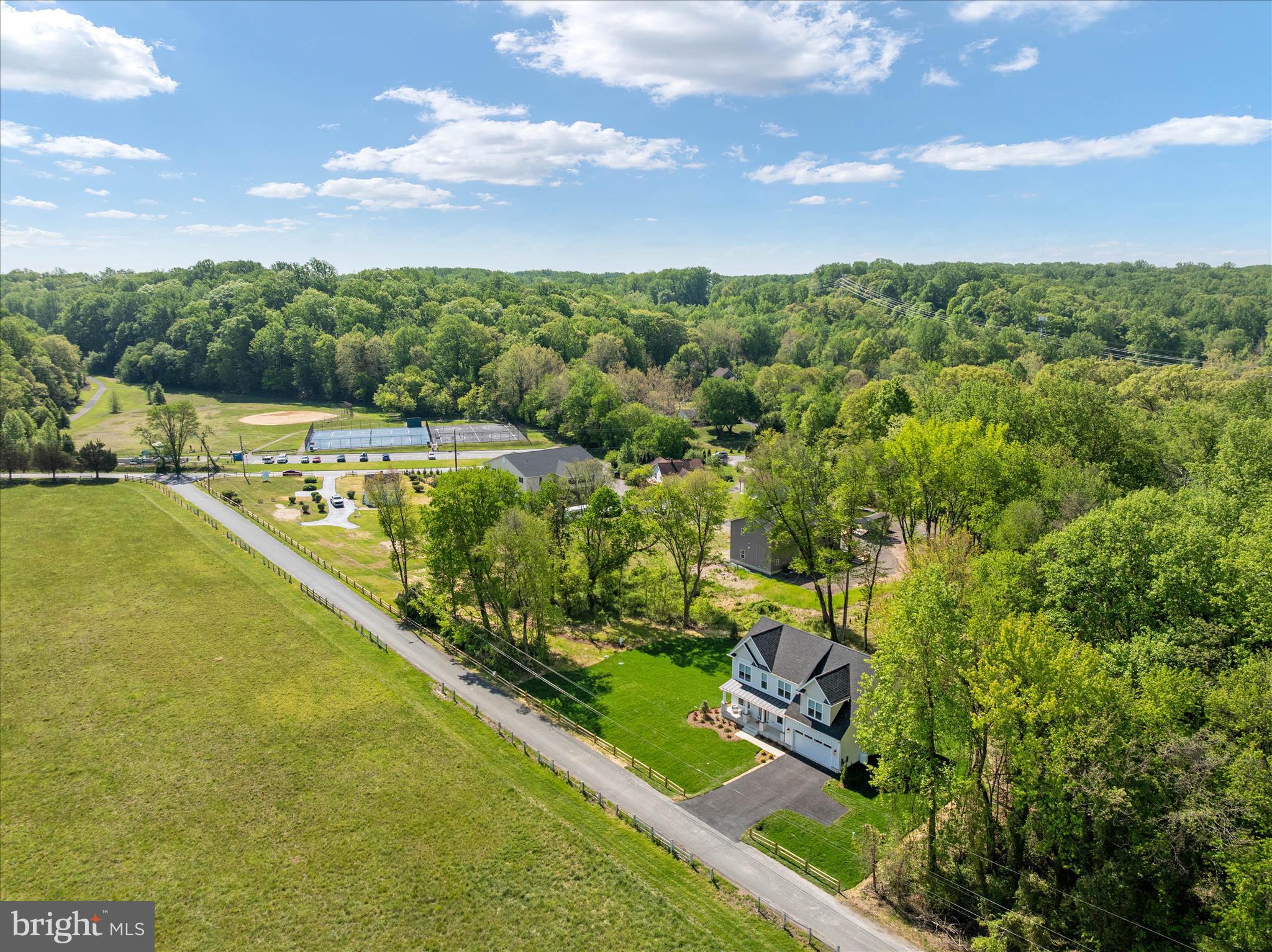 CROWNSVILLE - Residential