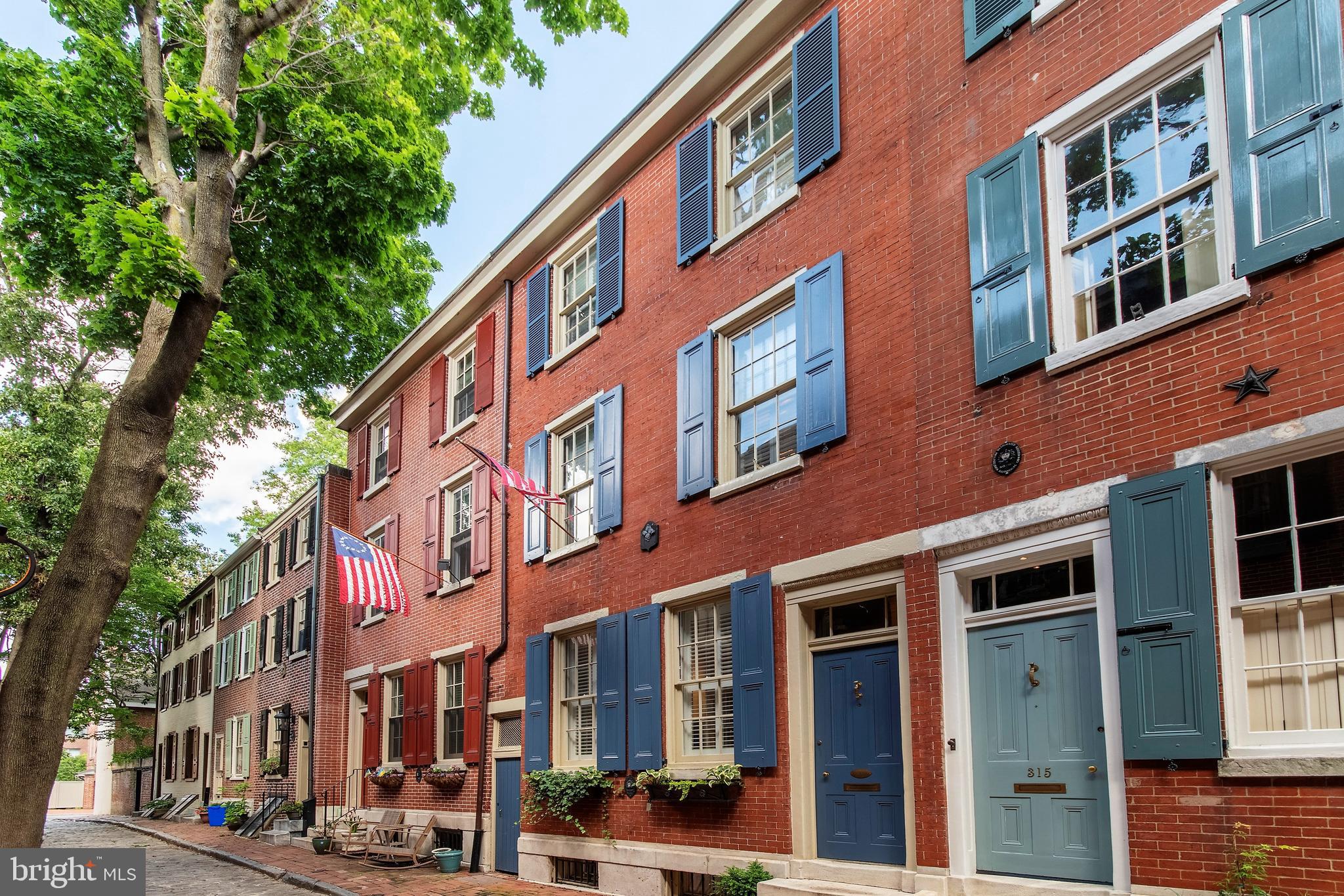 SOCIETY HILL - Residential