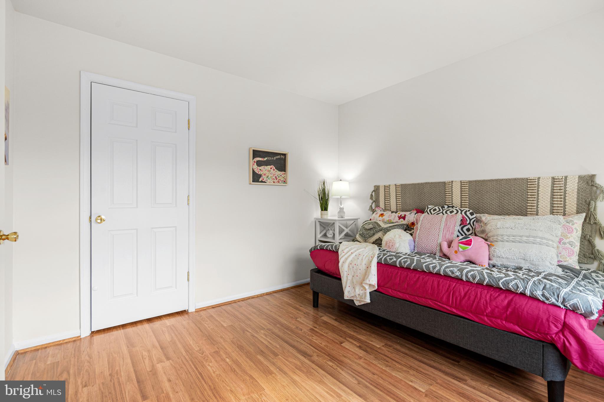 MONTCLAIR - Residential