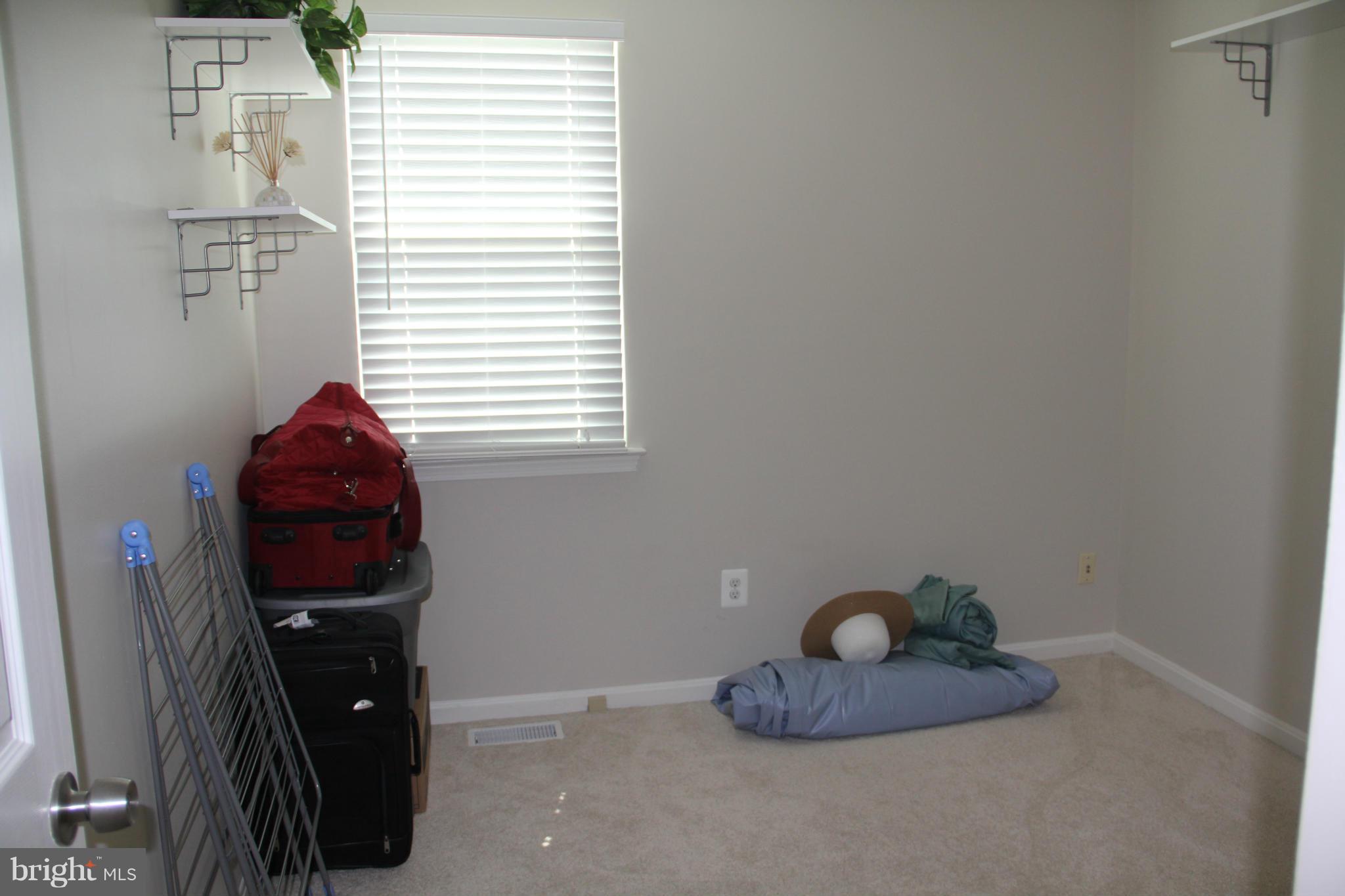 LEE LANDING PARK - Residential Lease