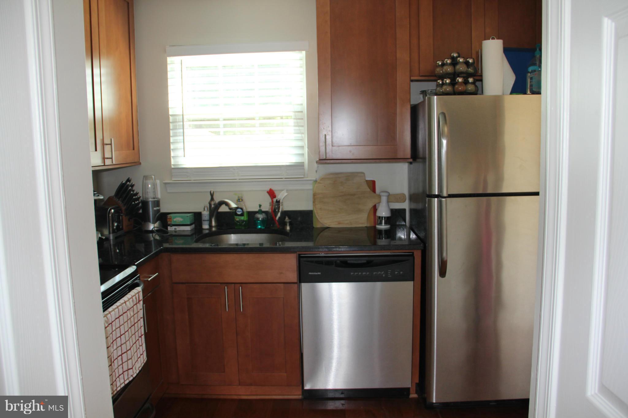 LEE LANDING PARK - Residential Lease