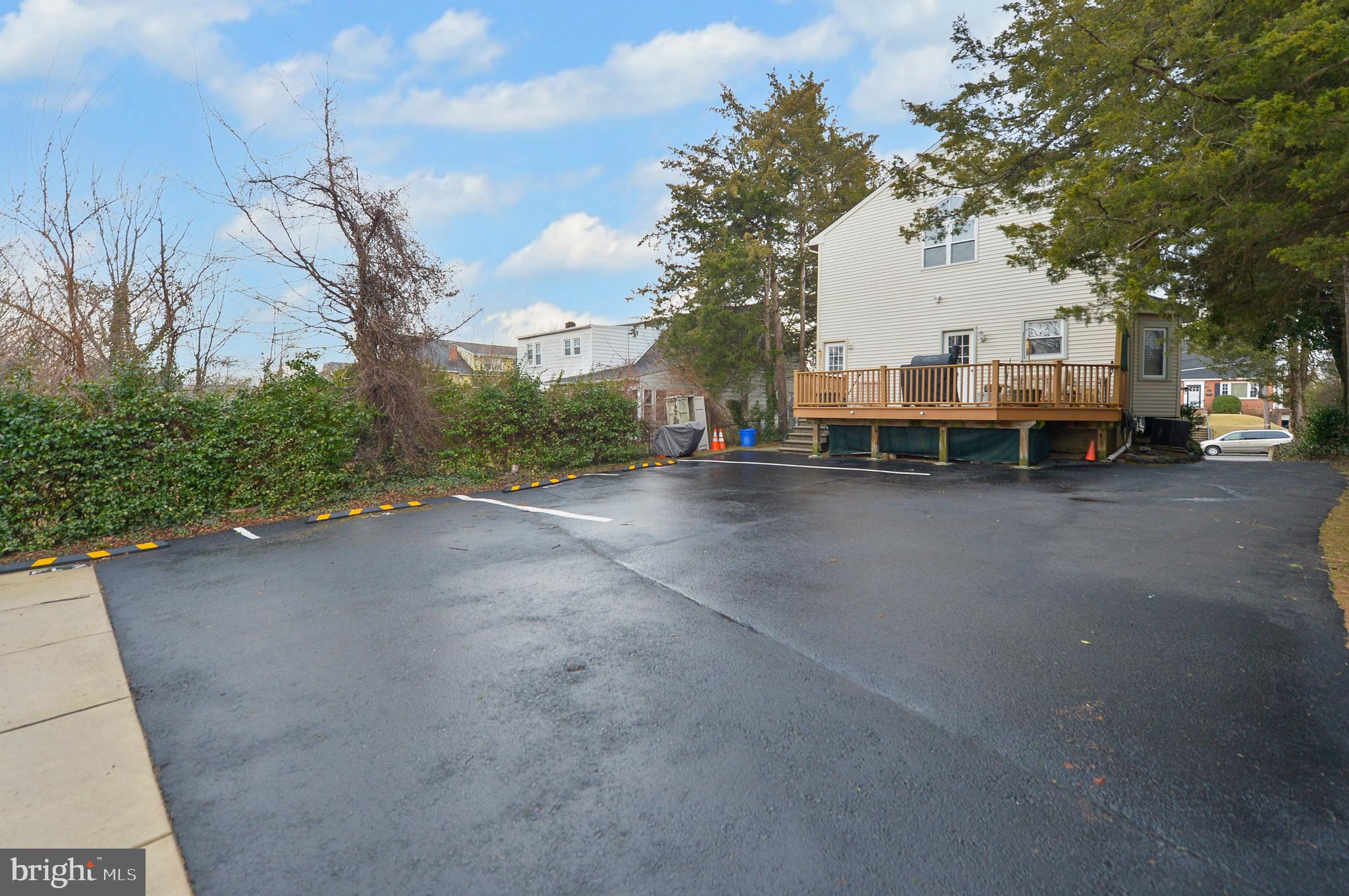 107 E KINGS HIGHWAY 2ND FLOOR