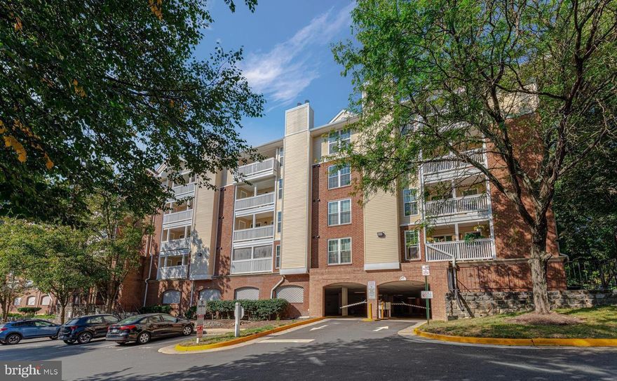 4th  floor 1br/1ba Unit with balcony and bedroom has walk-in closet. The living room has a wood-burning fireplace. Hardwood floors throughout. In unit washer and dryer. Great community in Tysons Corner with community pool, exercise room, clubhouse and more. Close to Harris Teeter groceries and very near to metro stations on the new Silver Line! Move in fee of $250. Condo requires that 80% of the flooring must be covered in area rugs with sufficient padding underneath of the area rugs, with the purpose of reducing the amount of noise that is transmitted between the condo units.