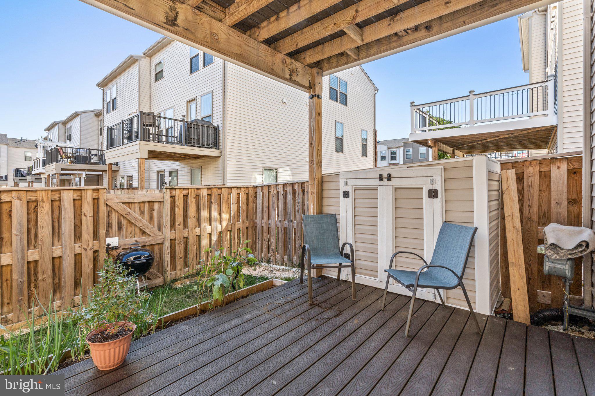 GLASCOCK FIELD AT STONE RIDGE - Residential