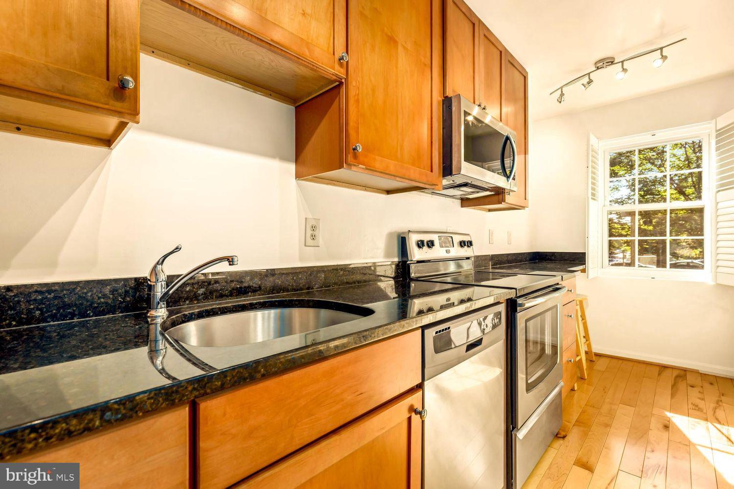 1911 KEY BOULEVARD 564