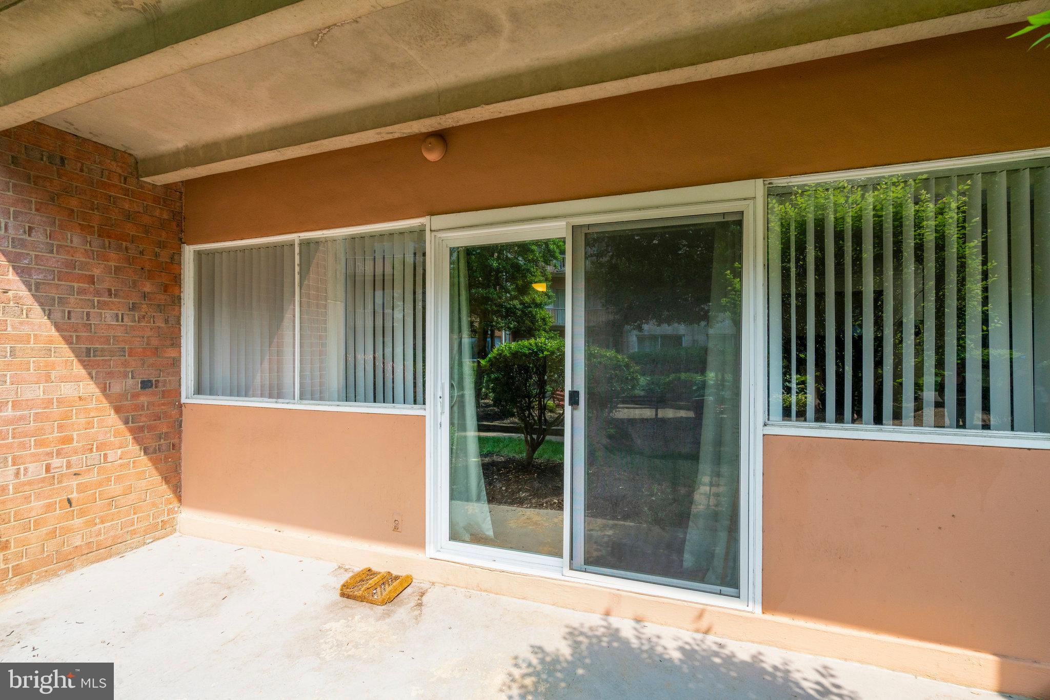 THE SEASONS - Residential