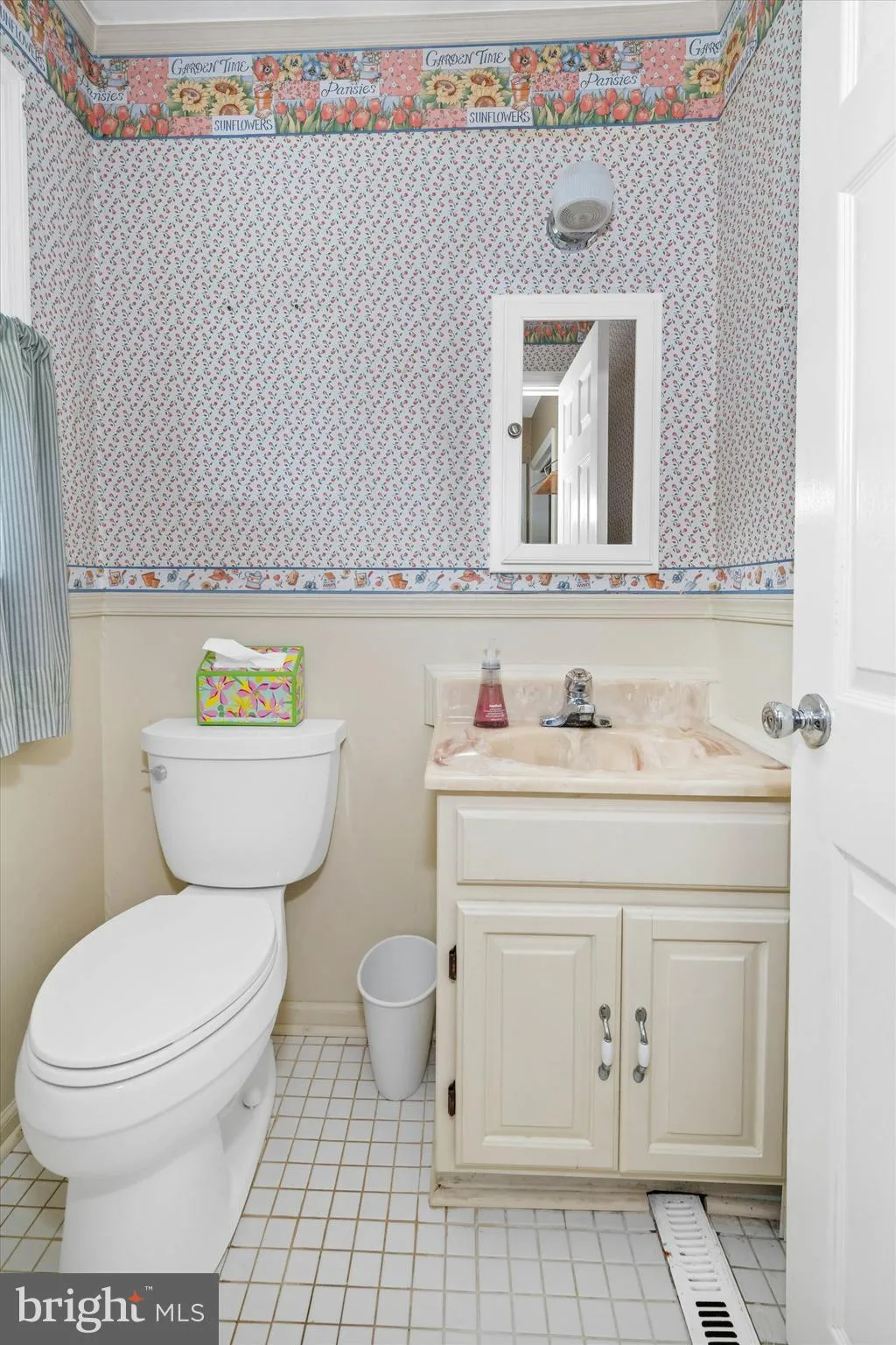 Wilmington, Delaware 19808, United States, 4 Bedrooms Bedrooms, ,3 BathroomsBathrooms,Residential,Coming Soon,176107