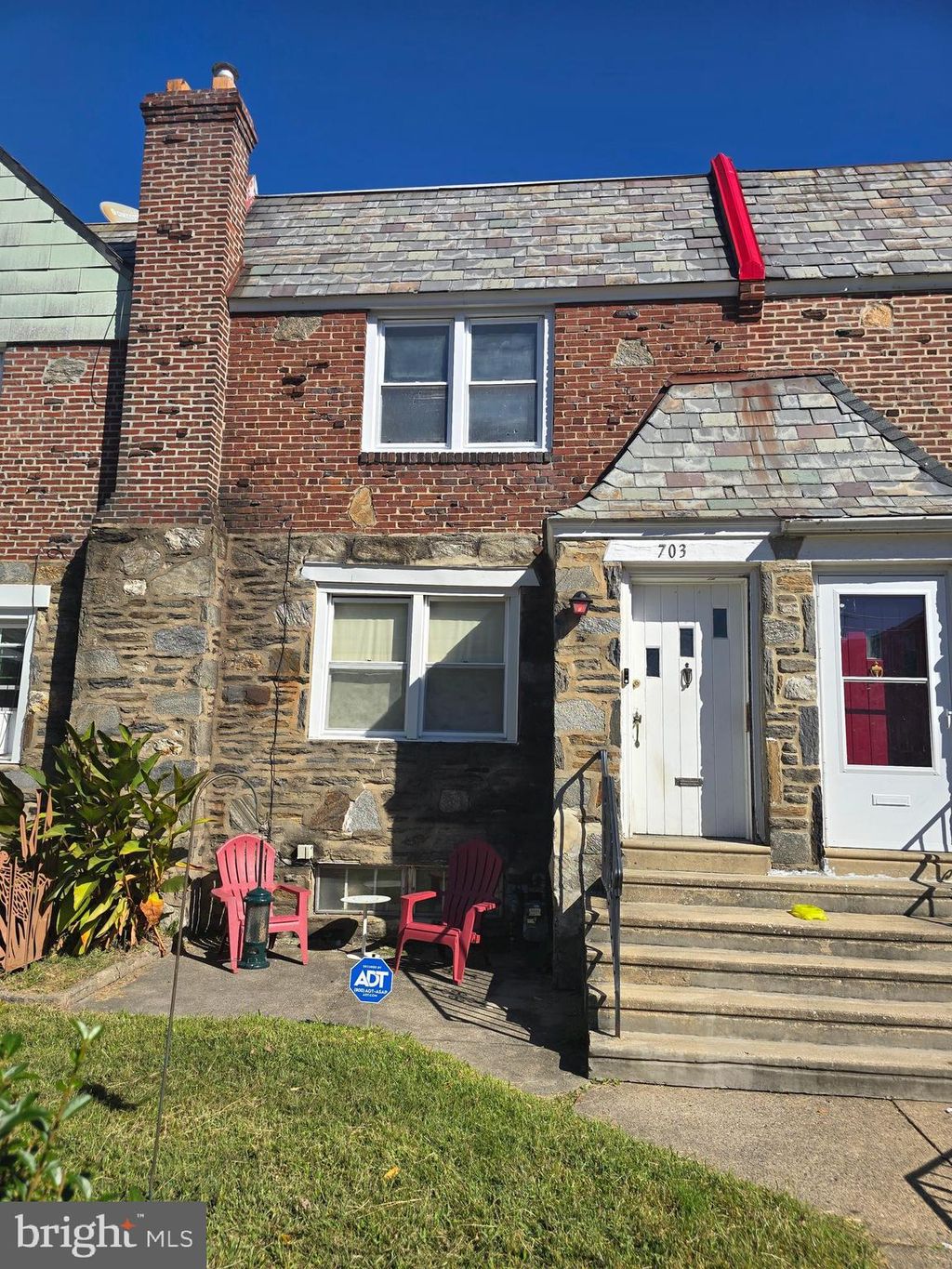 Photo of 703 Briarcliff Rd, UPPER DARBY, PA 19082 (MLS # PADE2102304)